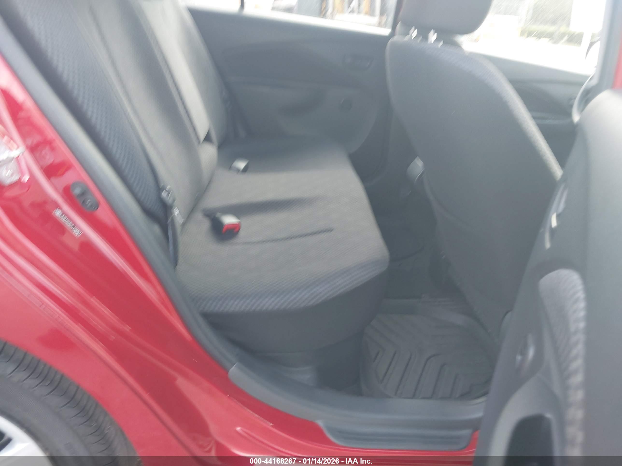 TOYOTA YARIS image 8