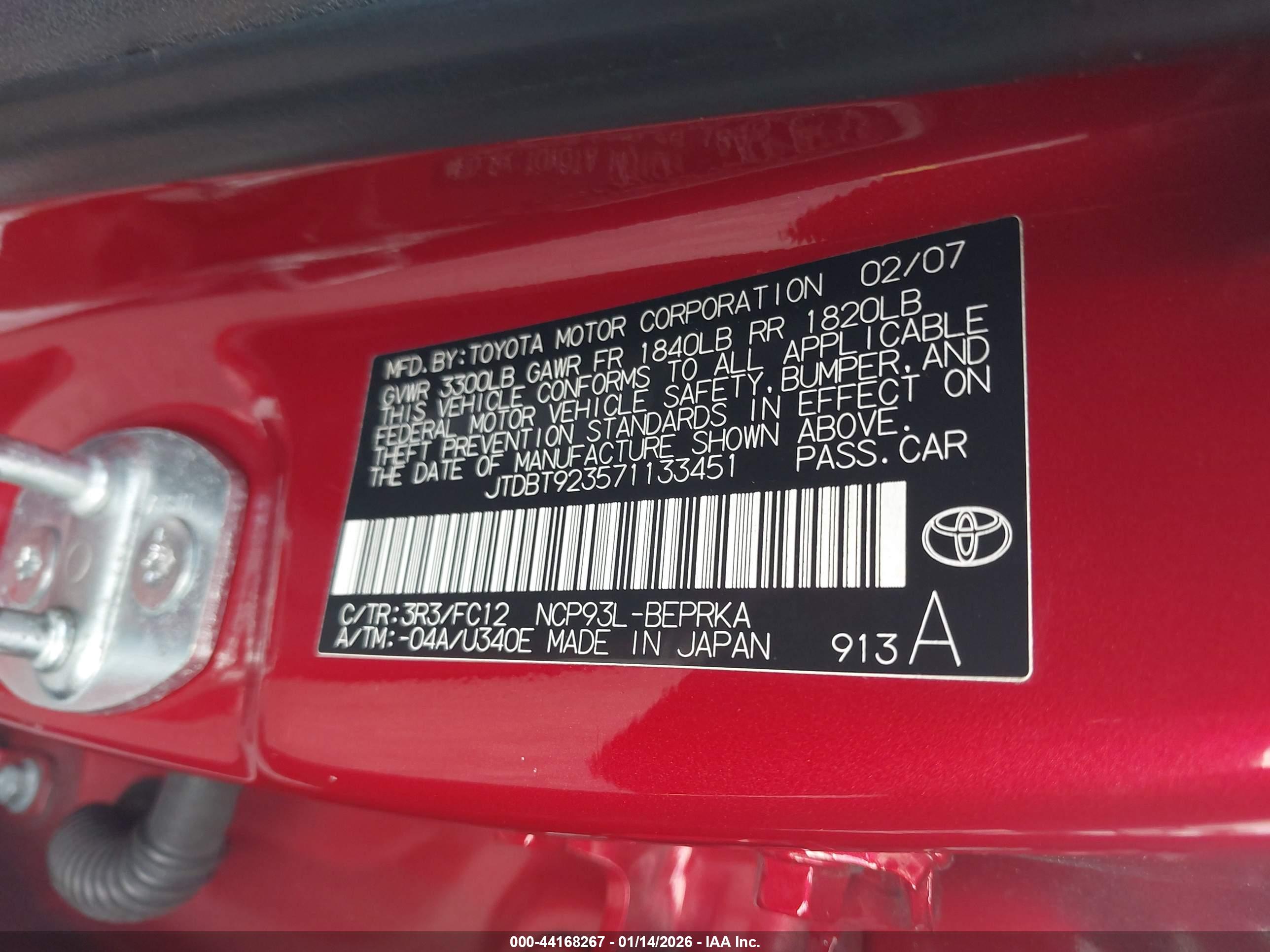 TOYOTA YARIS image 9