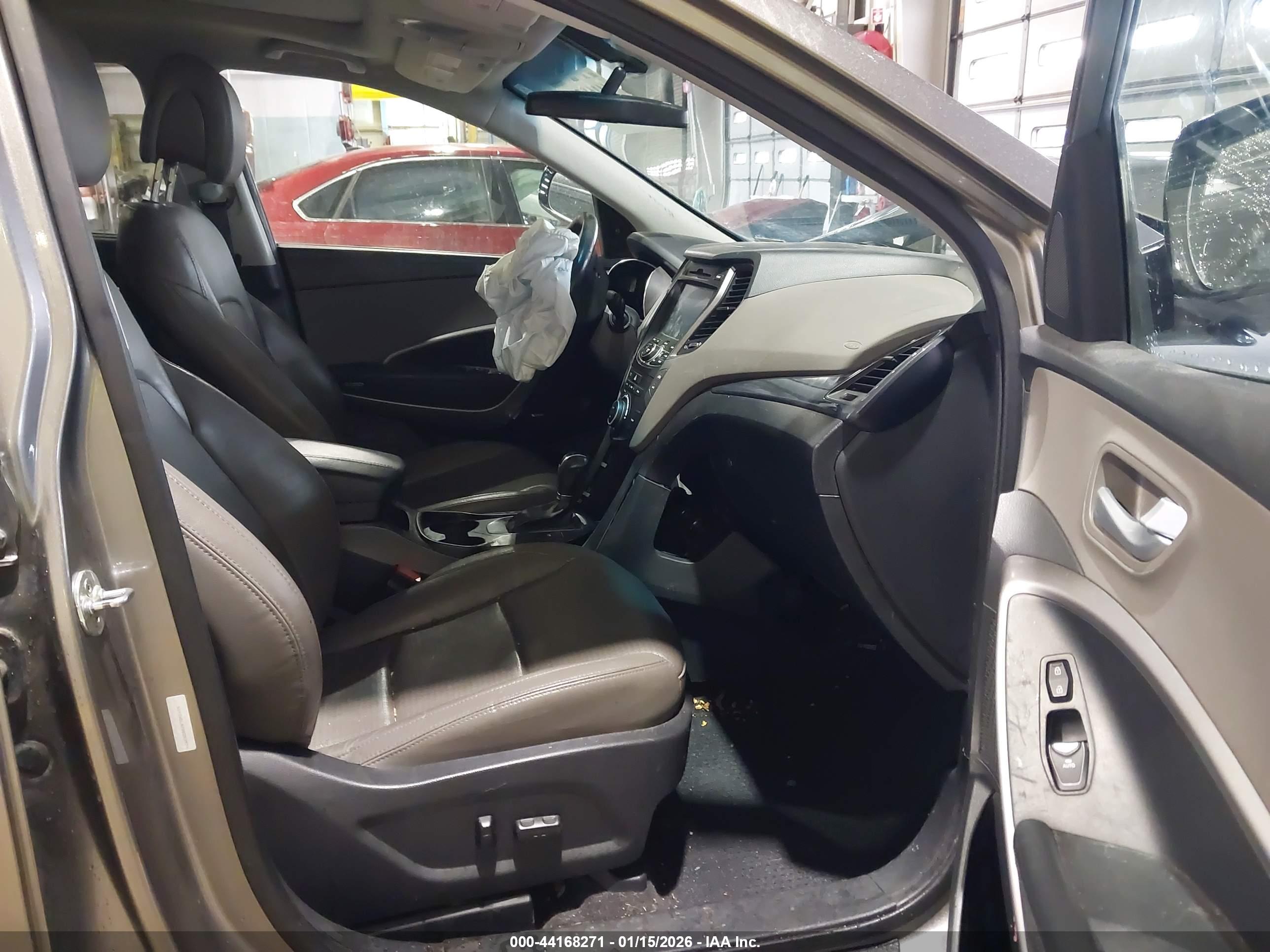 HYUNDAI SANTA image 5