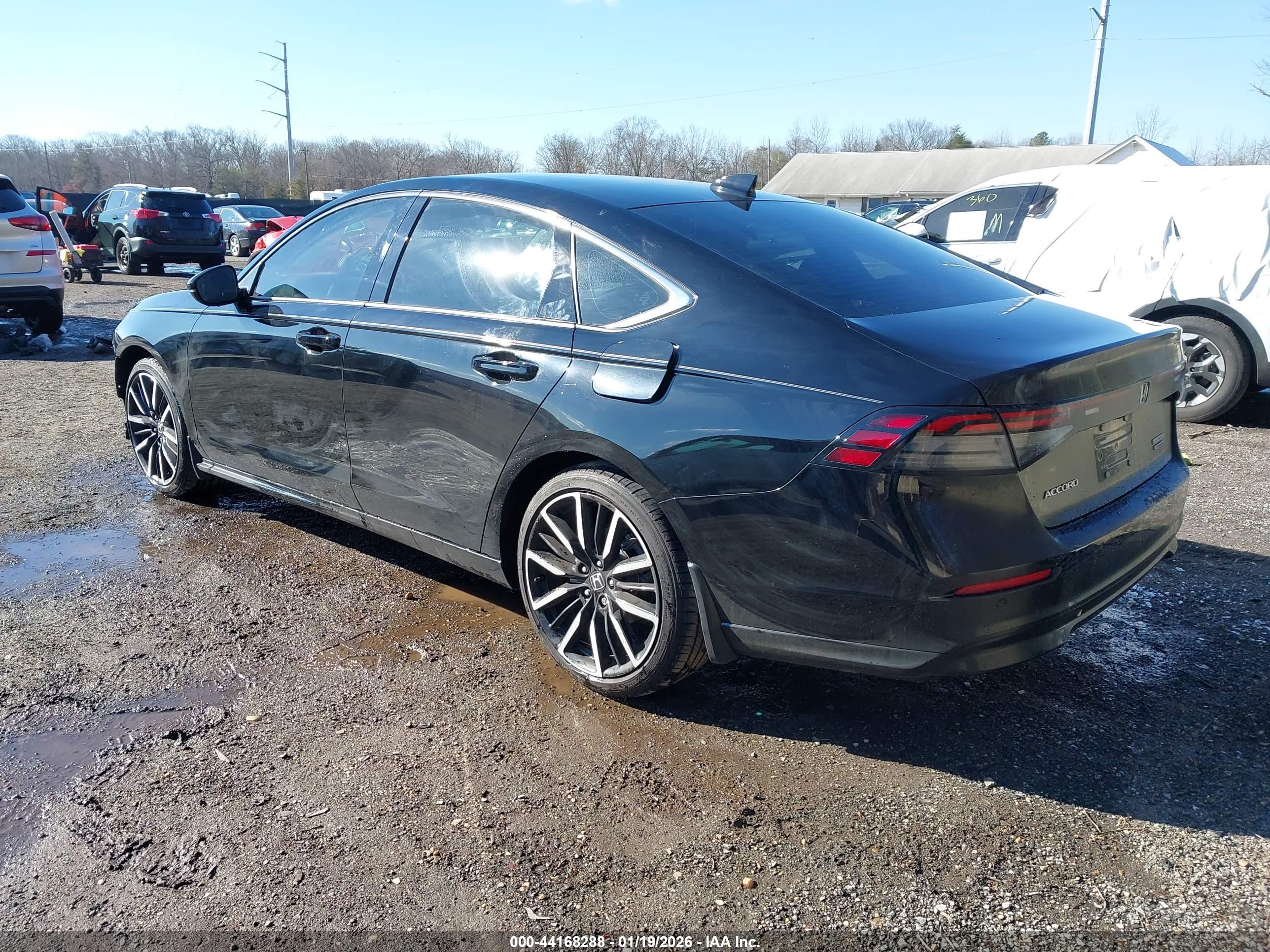 HONDA ACCORD image 3