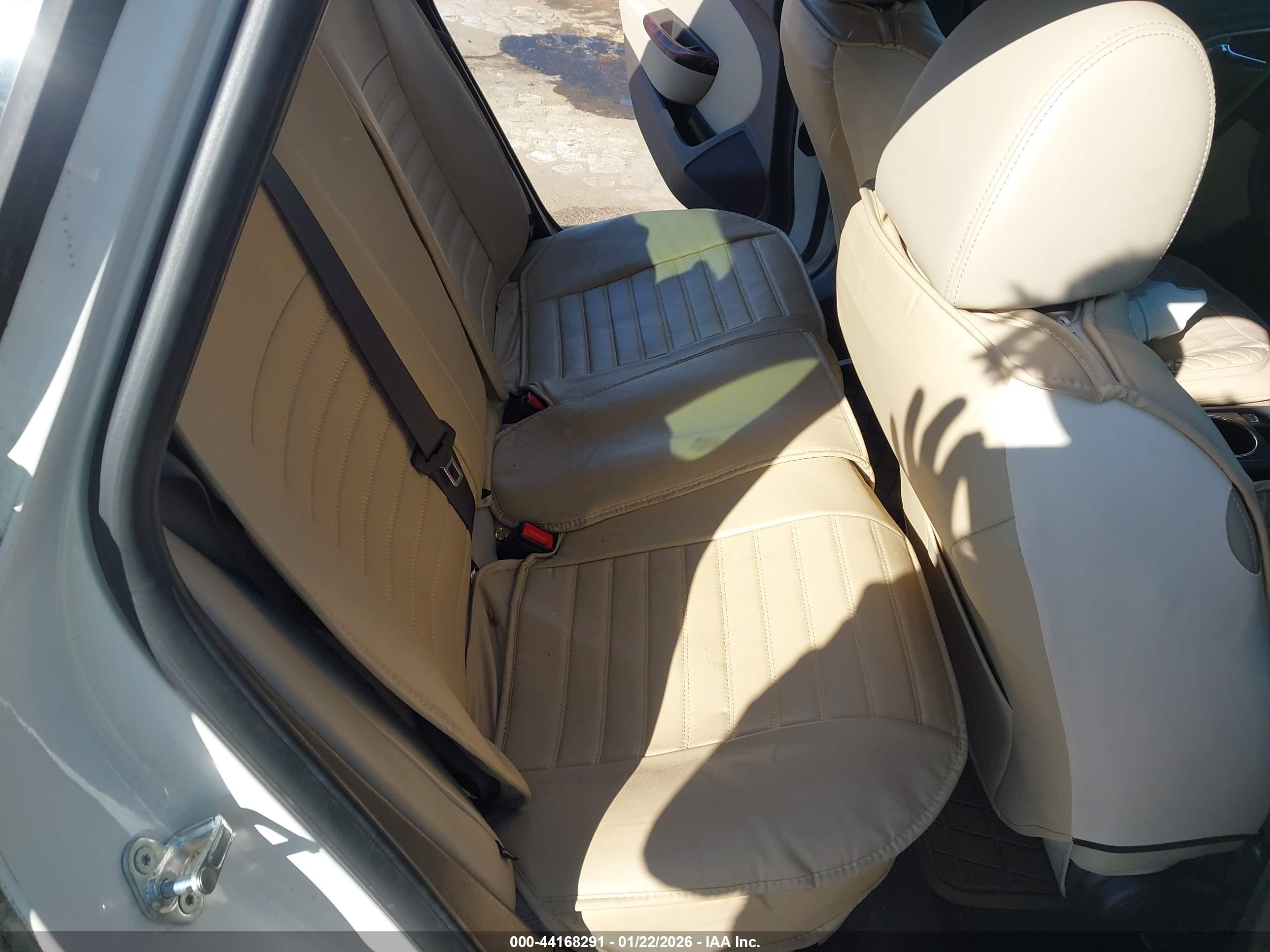 BUICK VERANO image 8