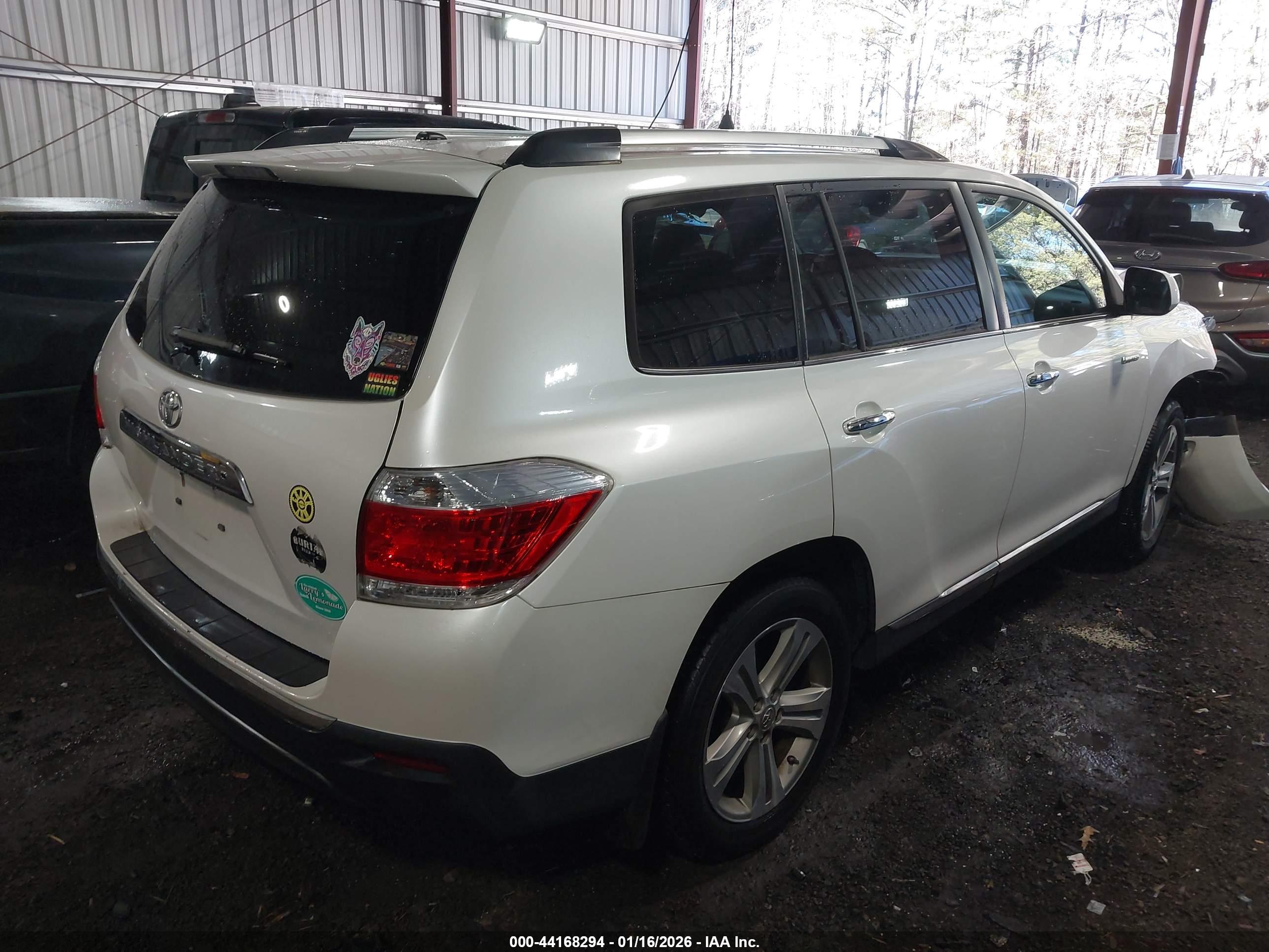 TOYOTA HIGHLANDER image 4