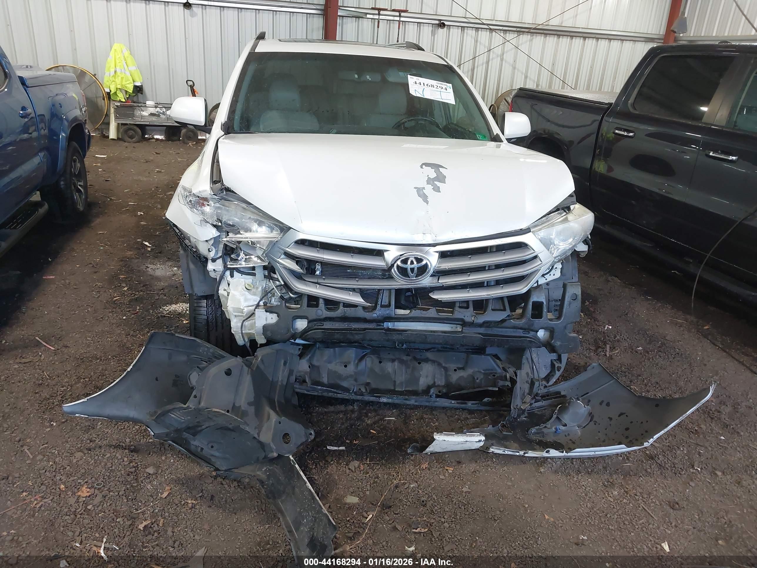 TOYOTA HIGHLANDER image 6