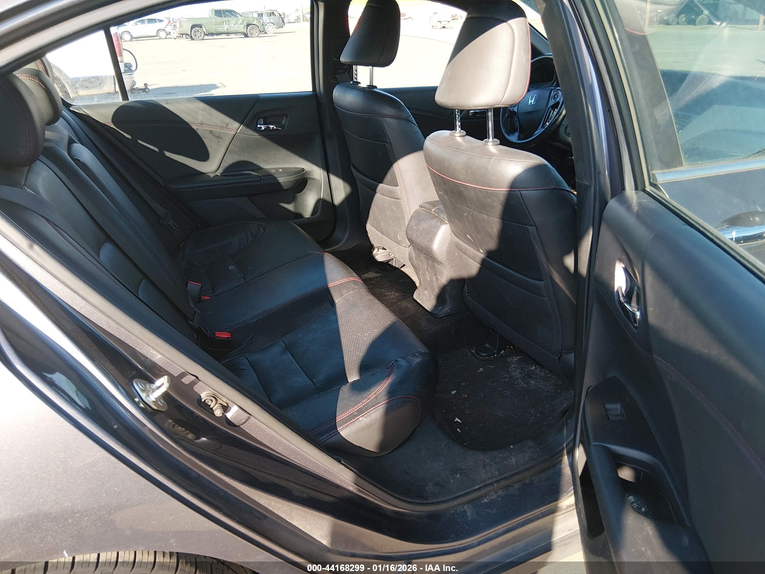 HONDA ACCORD image 8