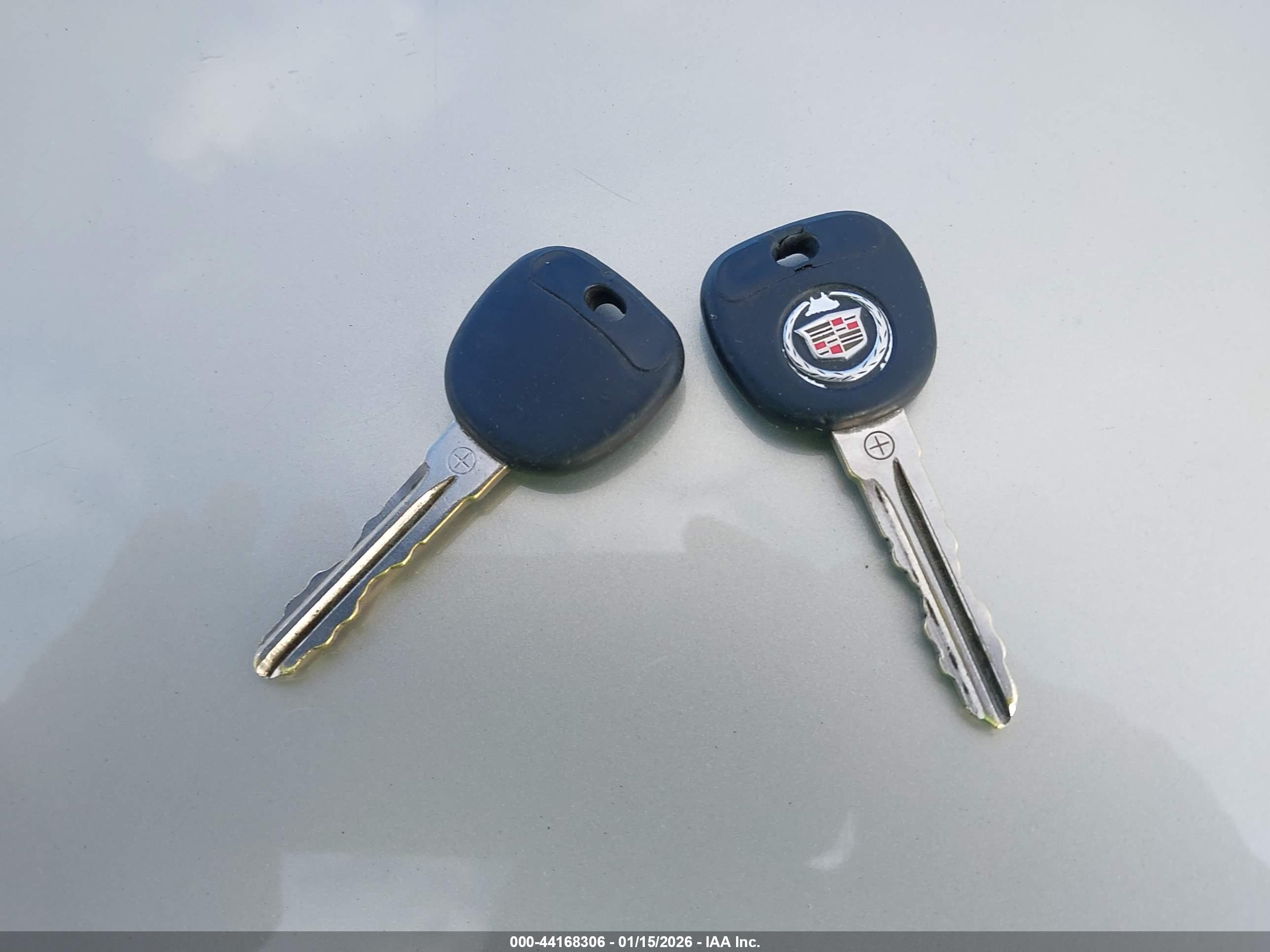 CADILLAC DTS image 11