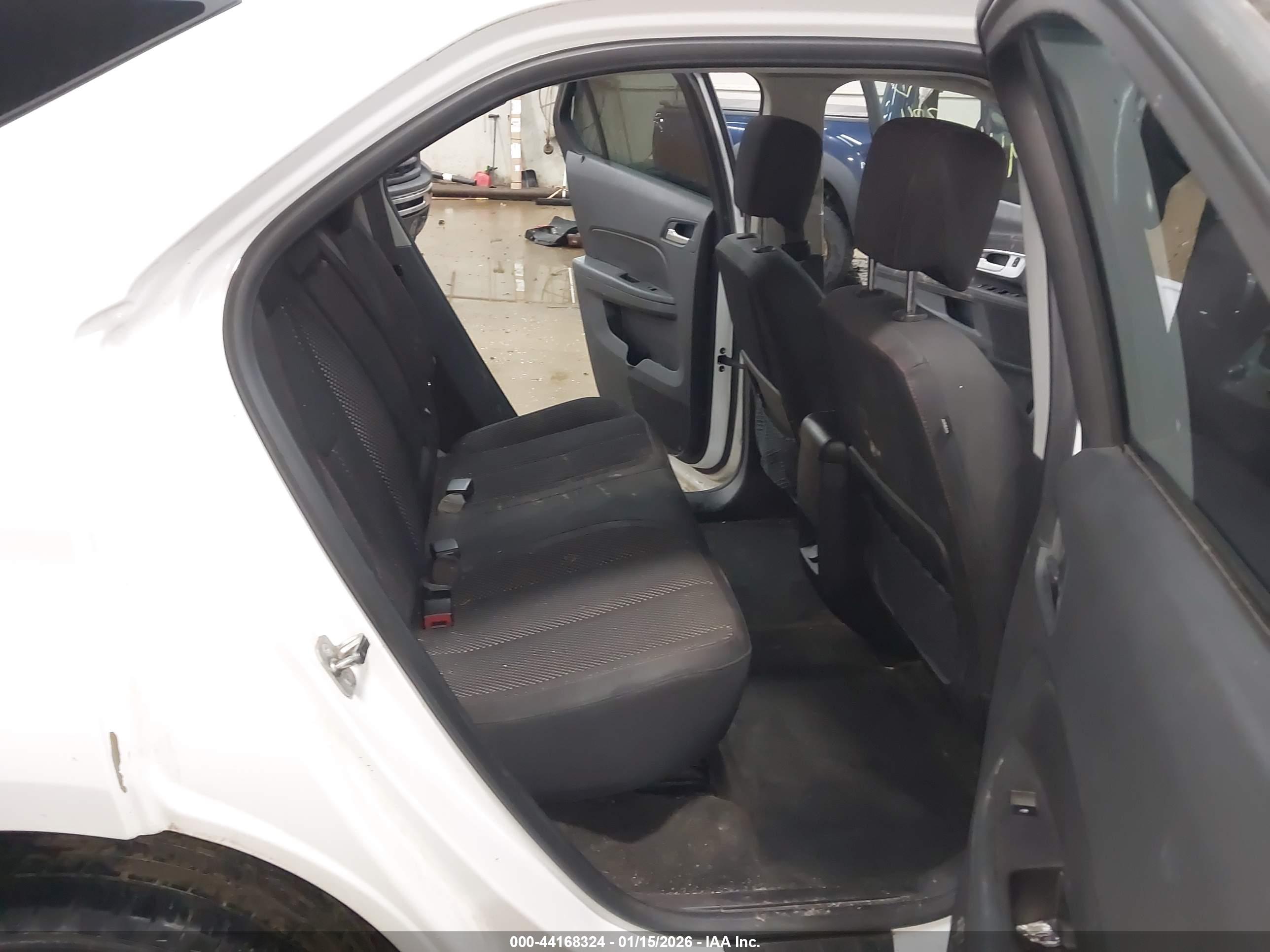 CHEVROLET EQUINOX image 8