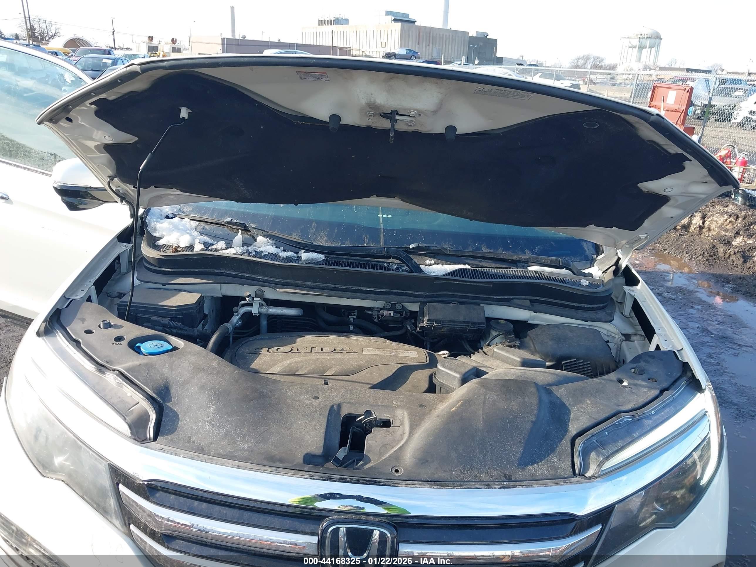 HONDA PILOT image 10
