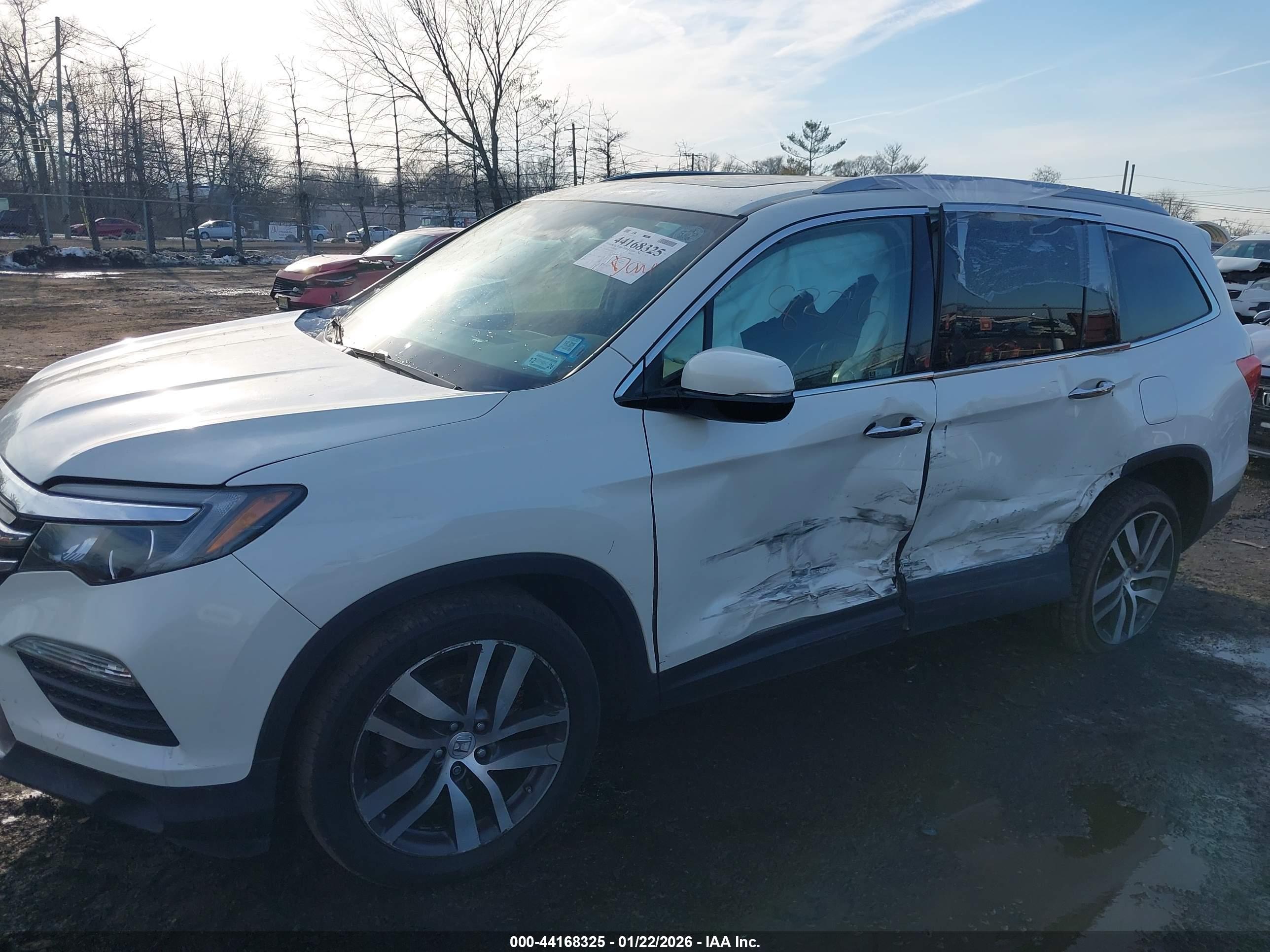 HONDA PILOT image 6
