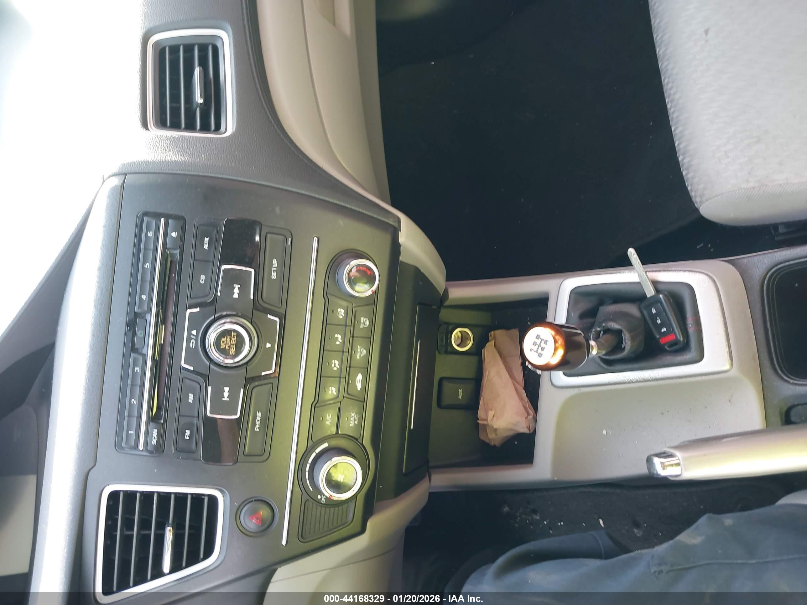 HONDA CIVIC image 11