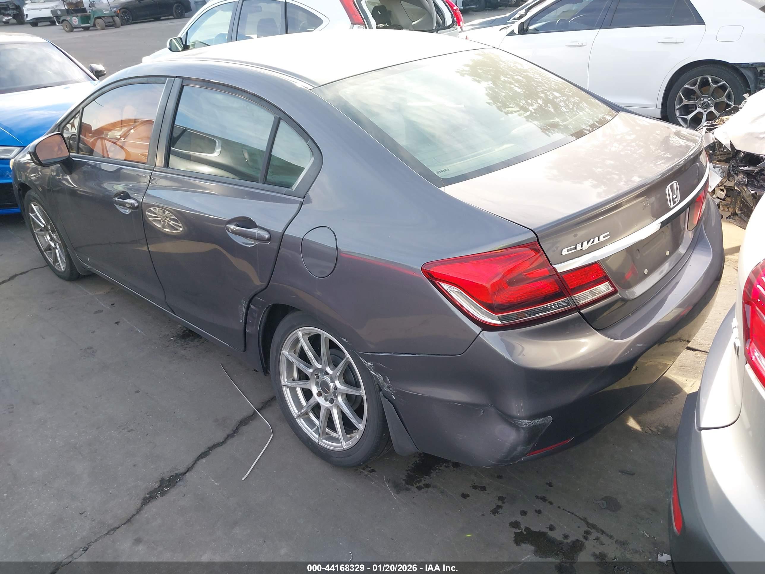 HONDA CIVIC image 3