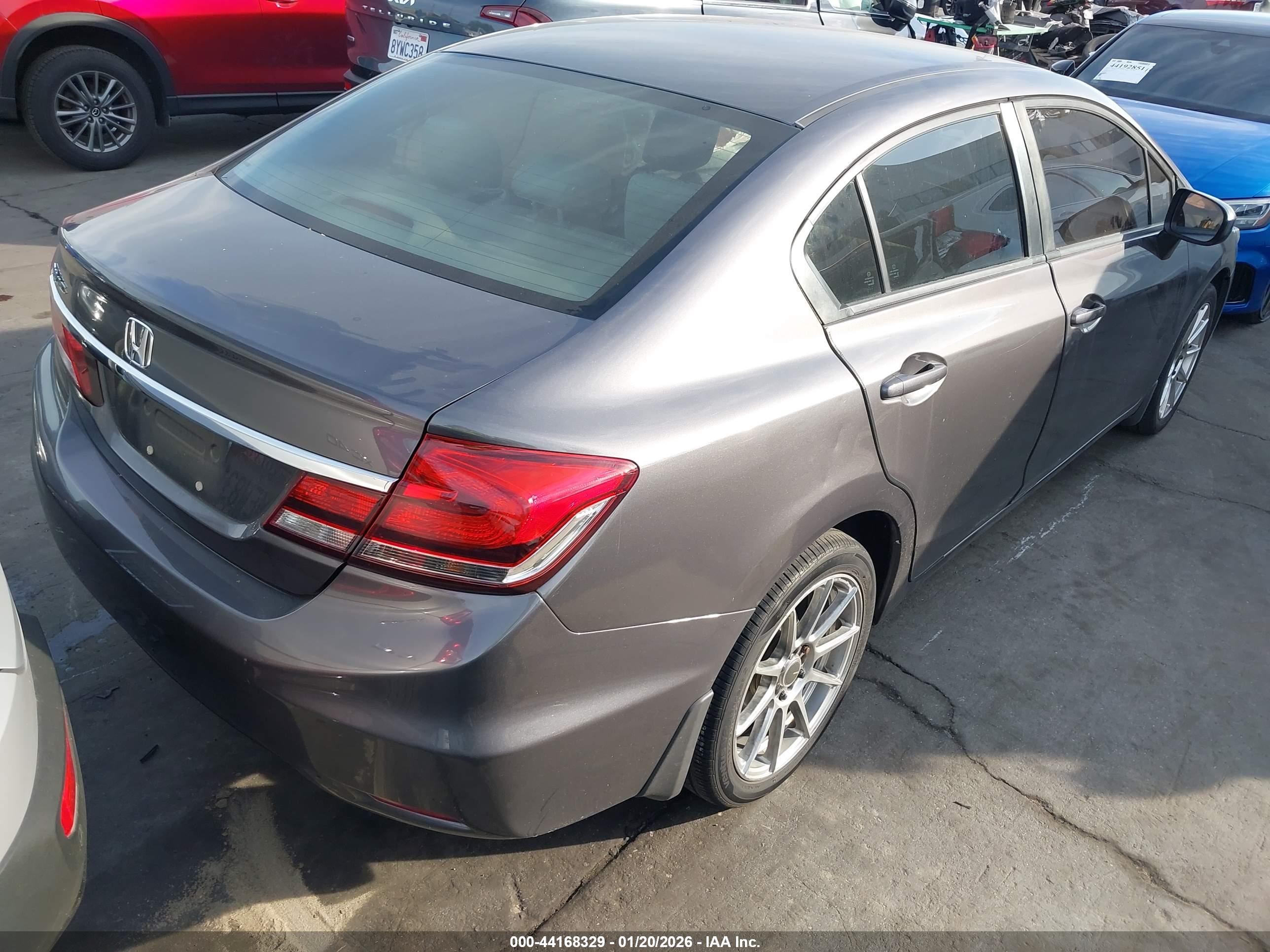 HONDA CIVIC image 4