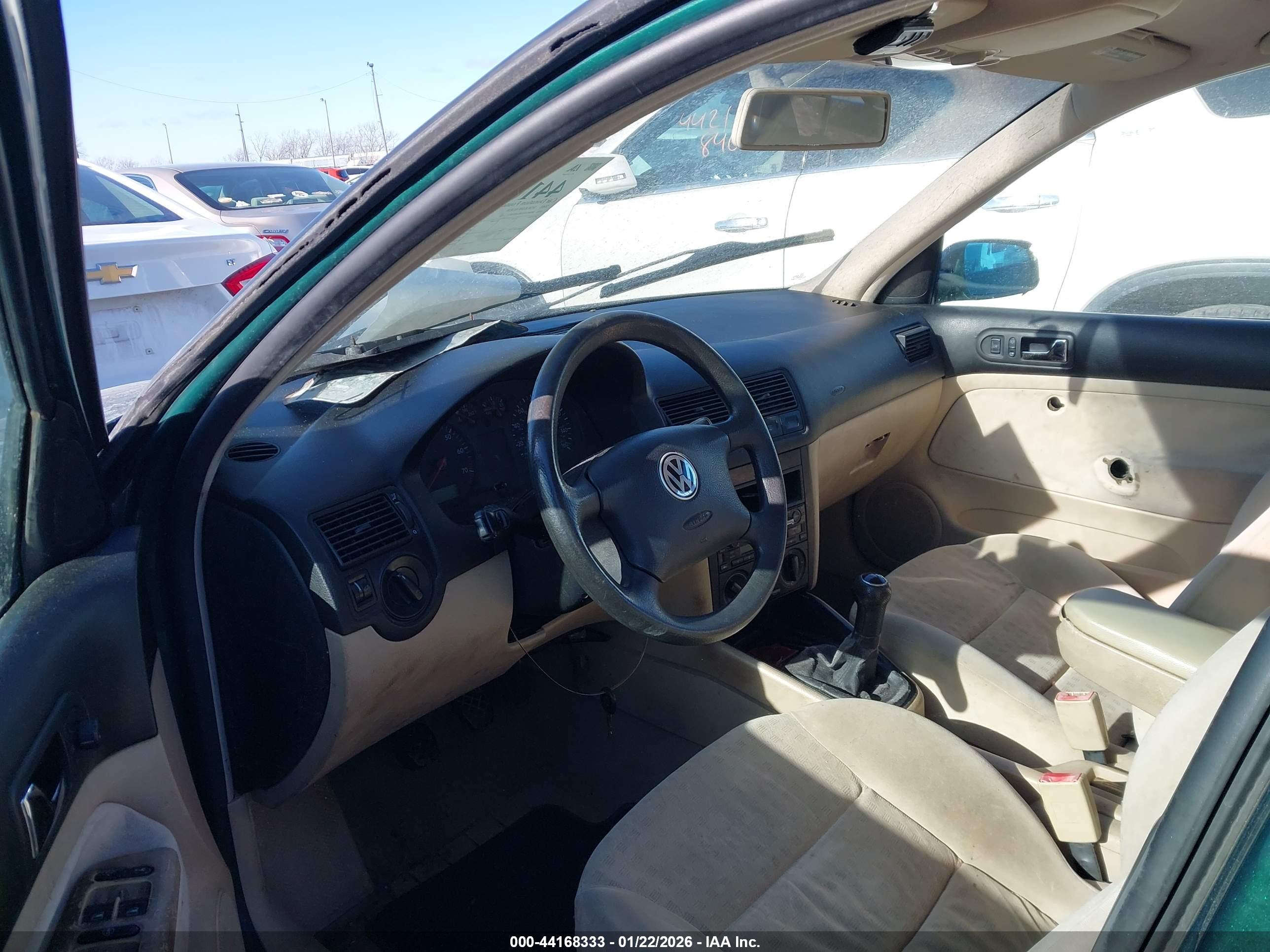 VOLKSWAGEN GOLF image 5