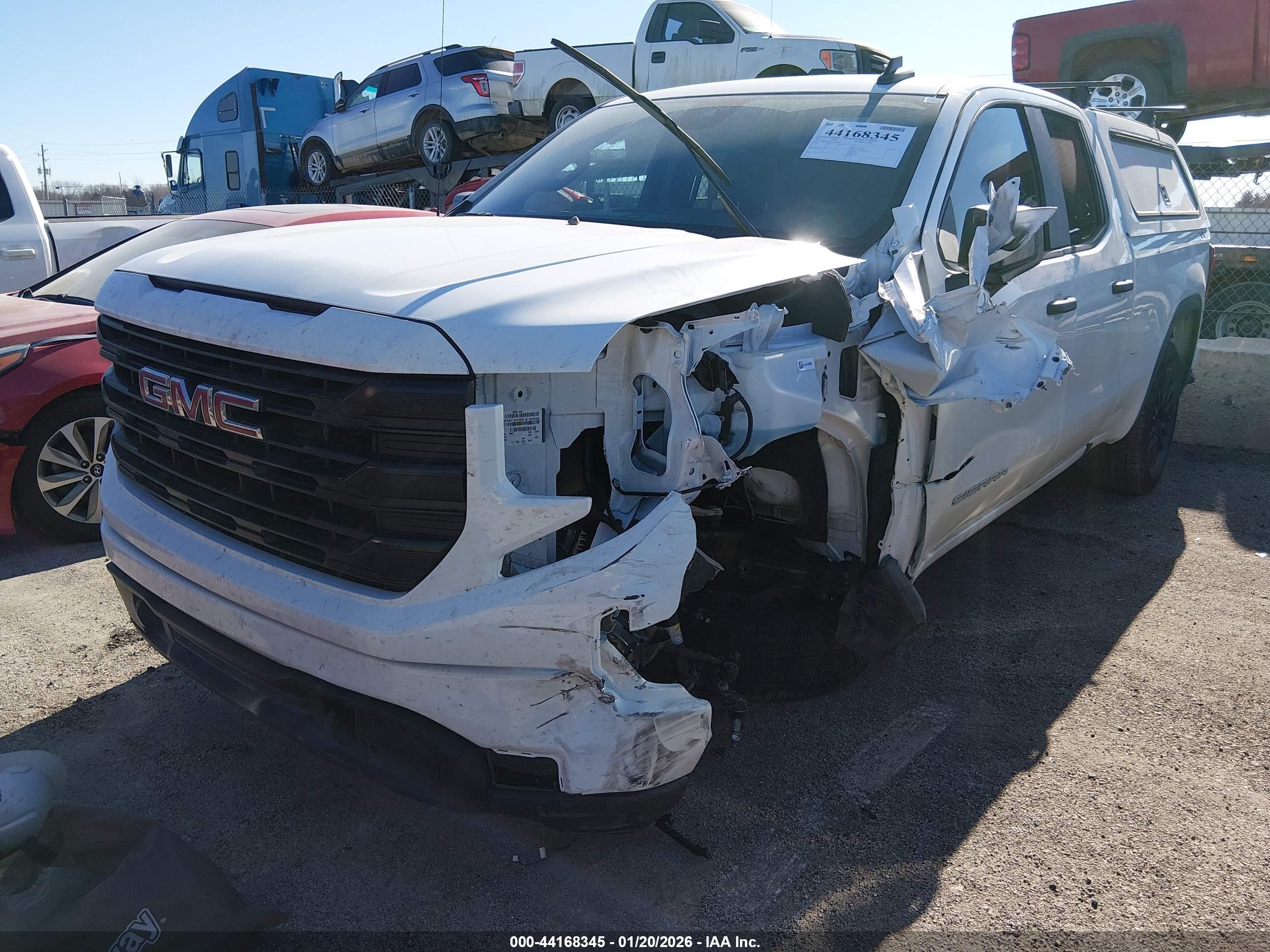 GMC SIERRA image 2