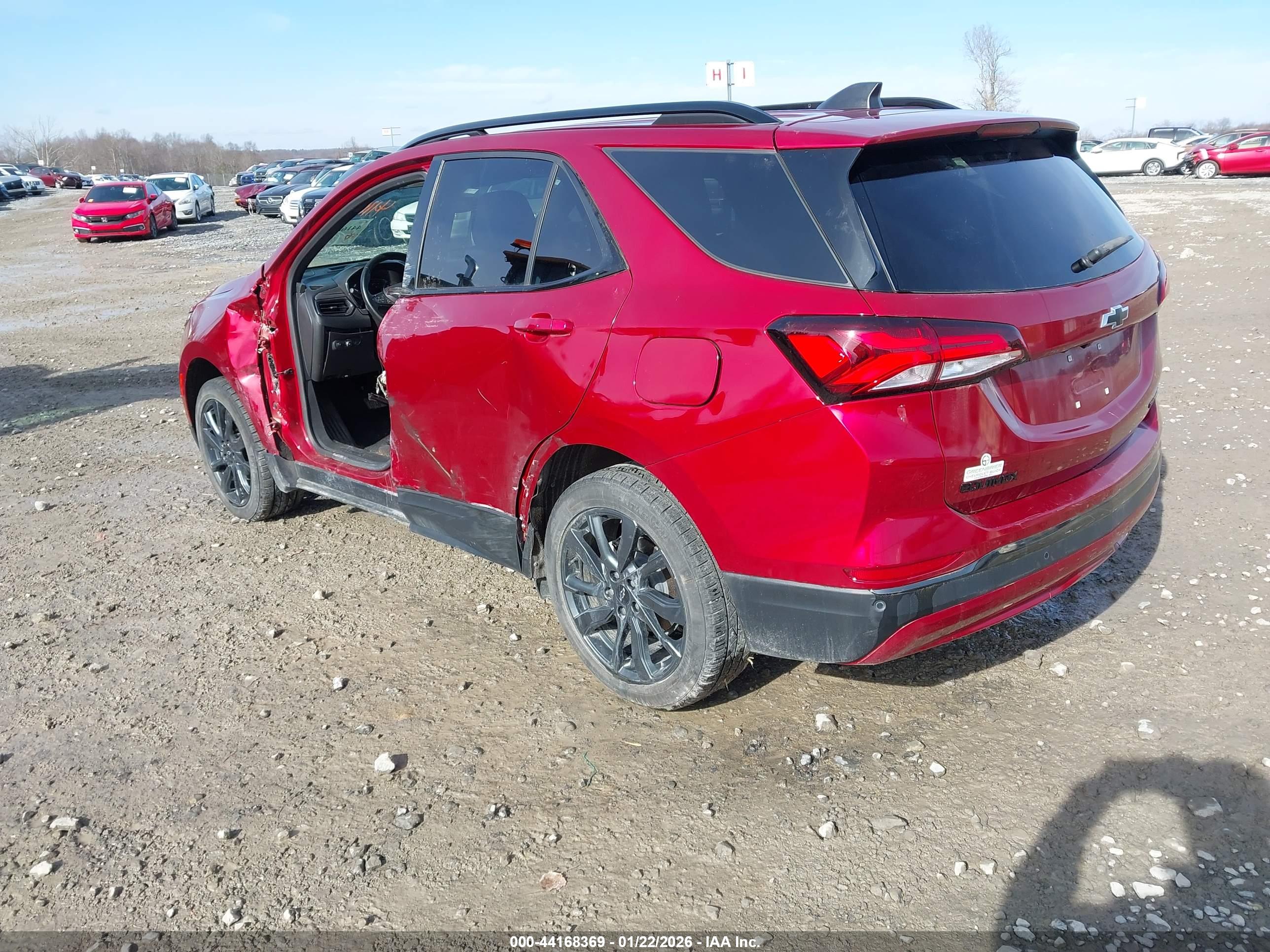 CHEVROLET EQUINOX image 3