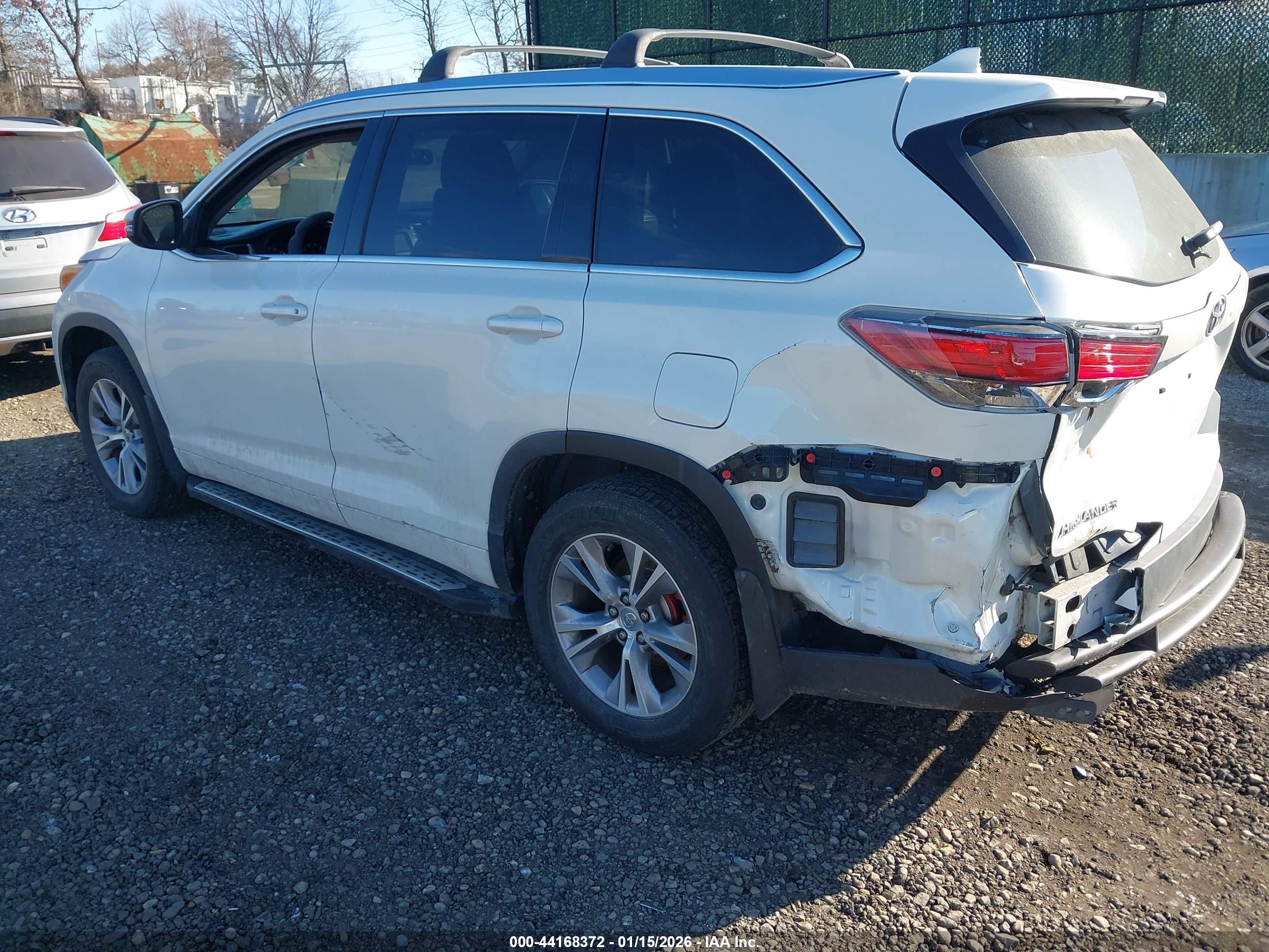 TOYOTA HIGHLANDER image 3