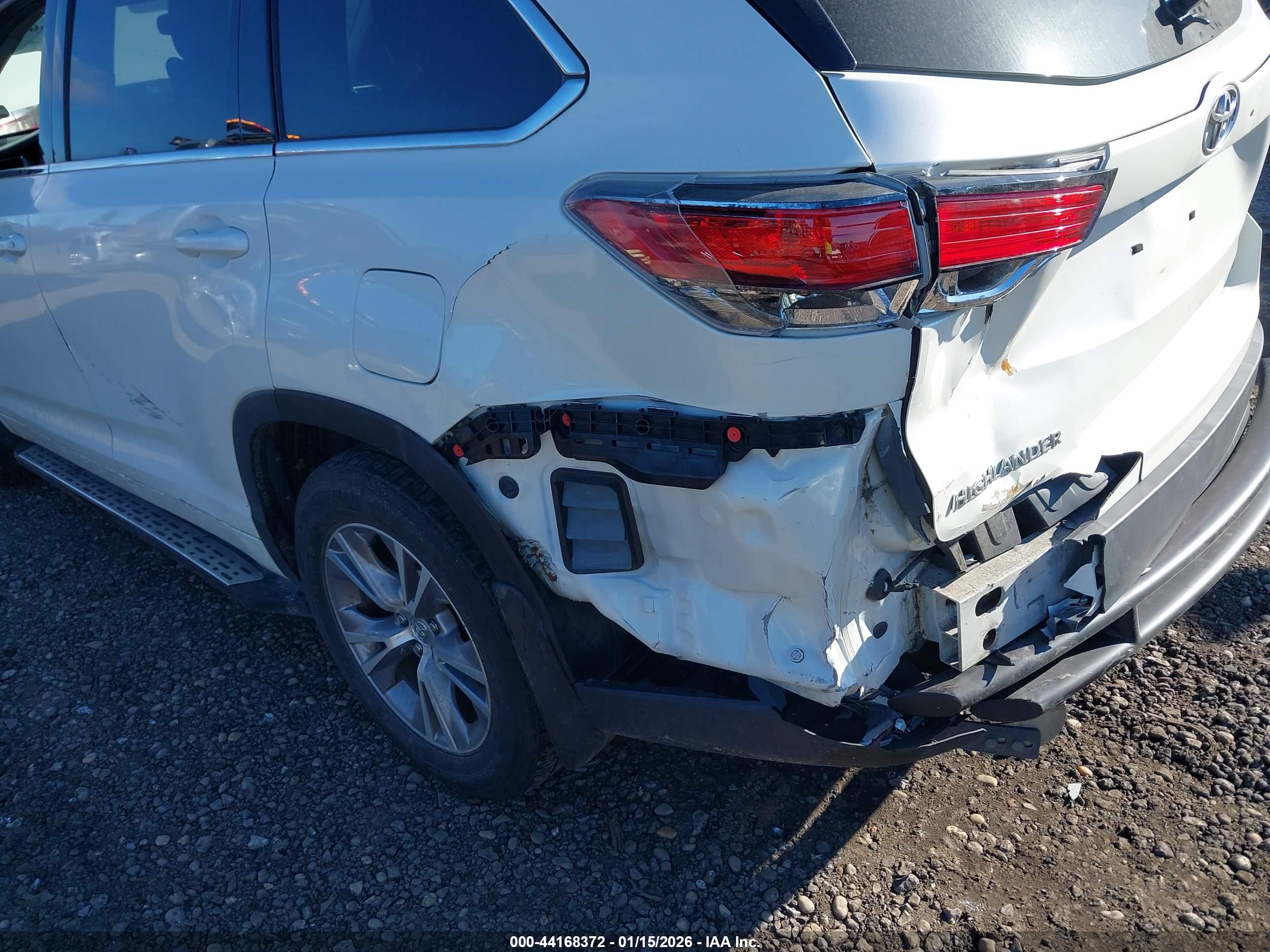 TOYOTA HIGHLANDER image 6