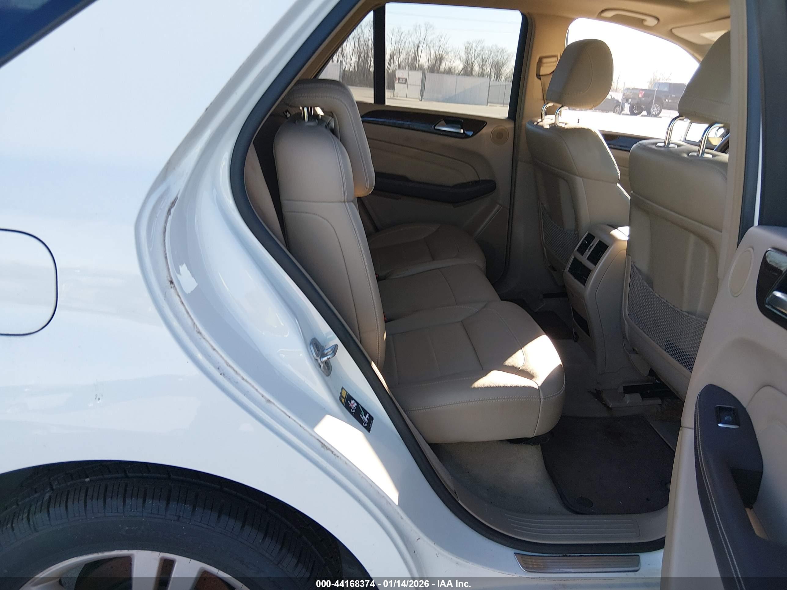 MERCEDES-BENZ ML image 8