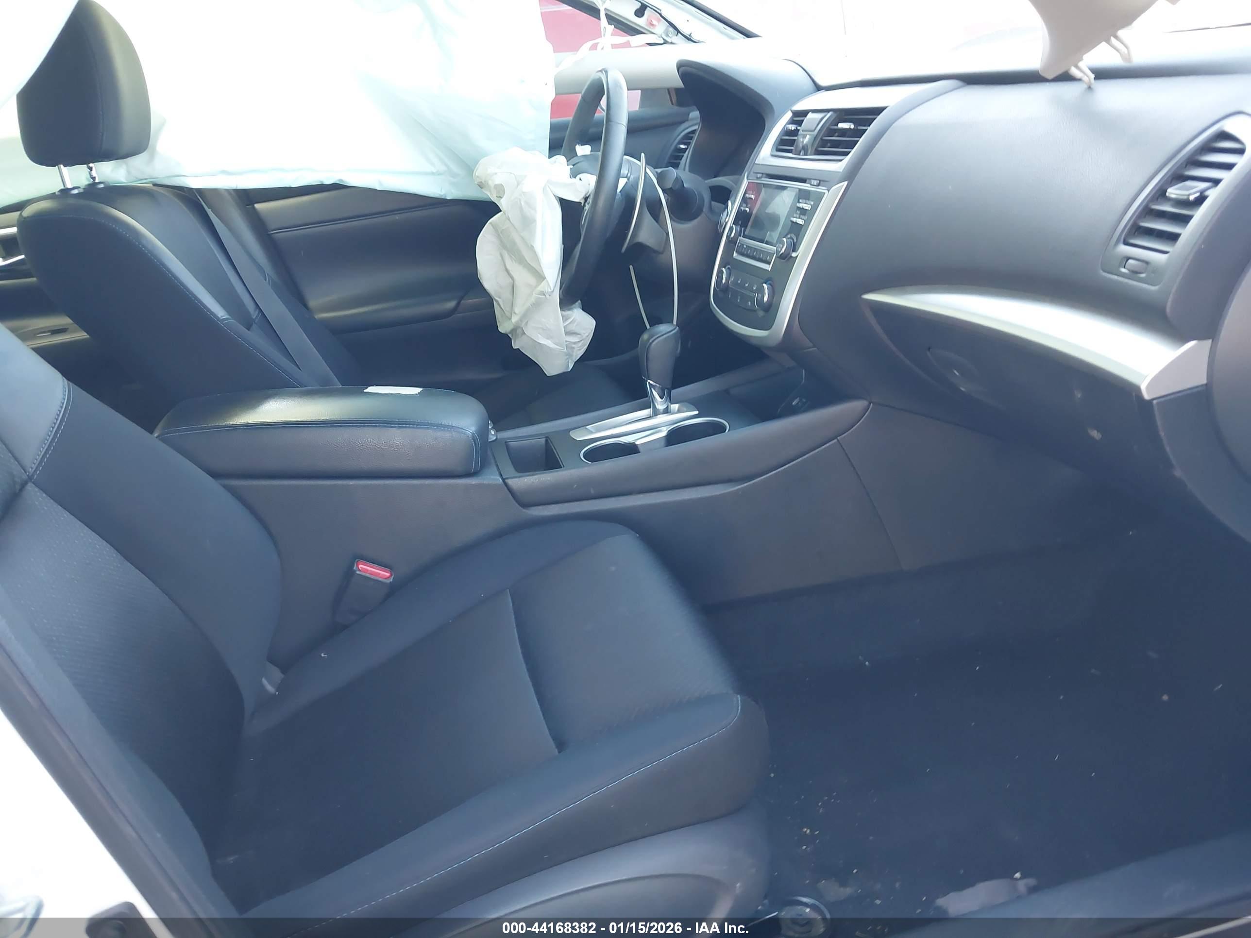 NISSAN ALTIMA image 5