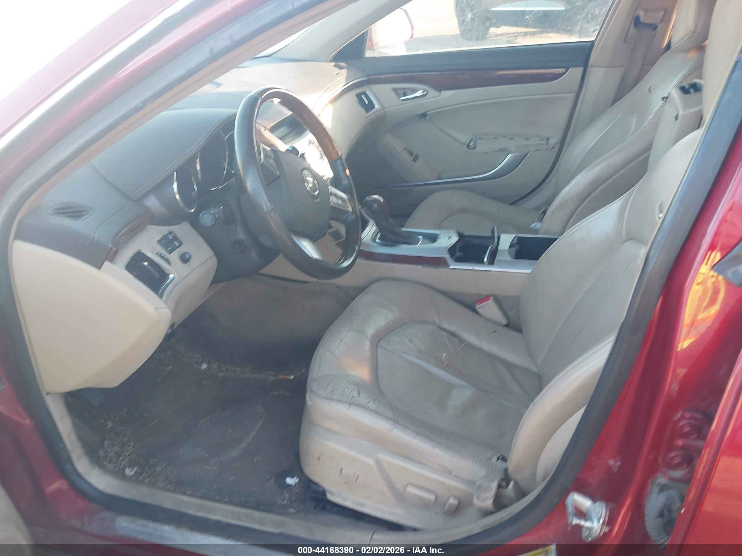 CADILLAC CTS image 5