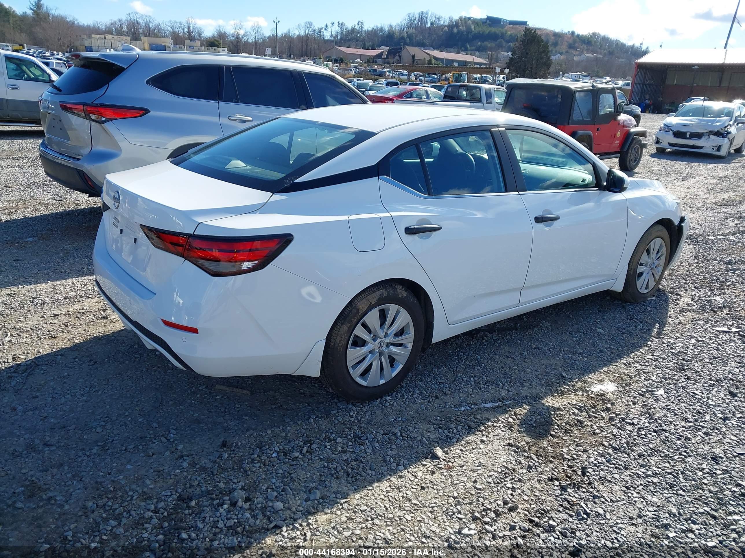 NISSAN SENTRA image 4