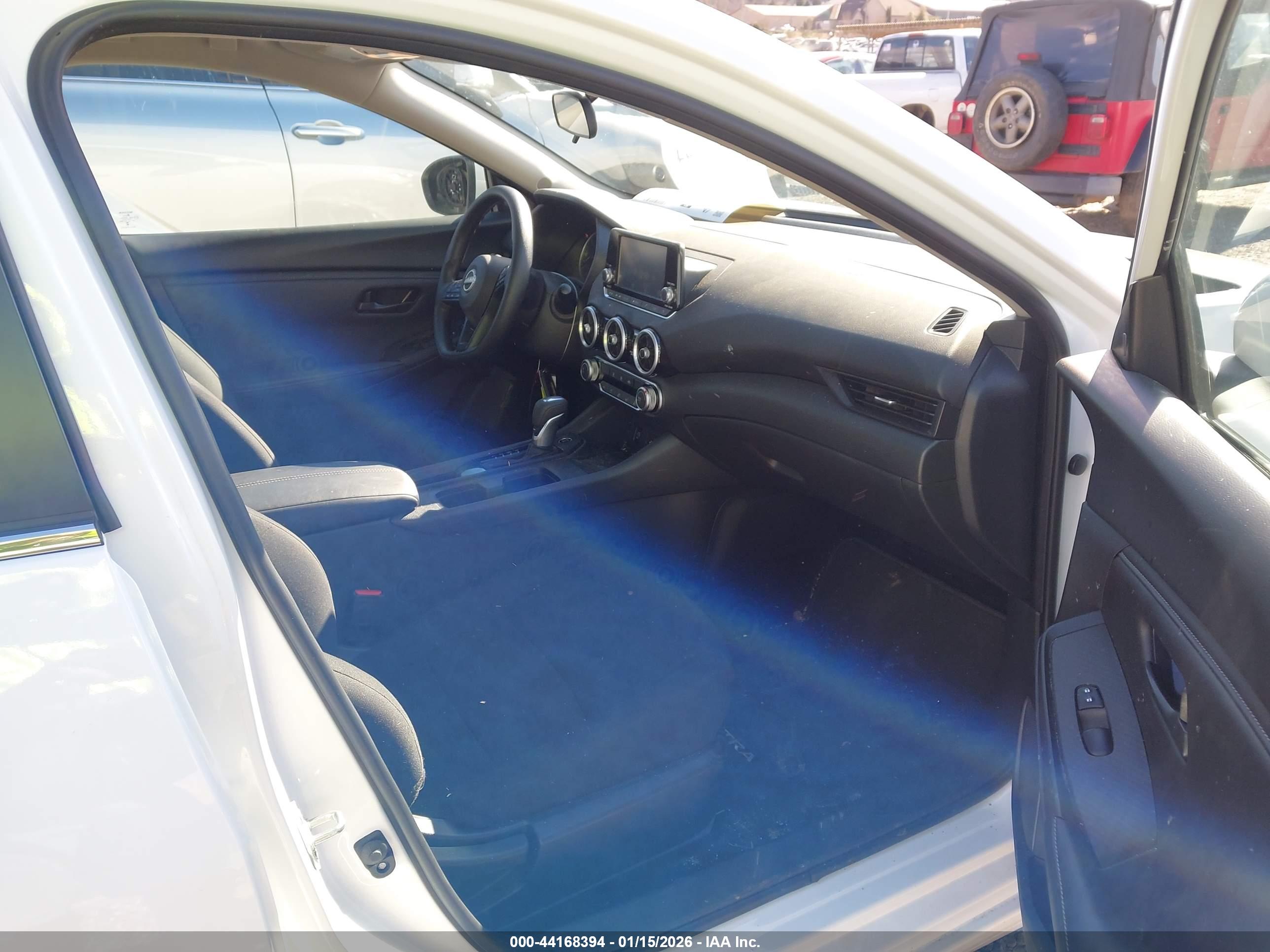 NISSAN SENTRA image 5