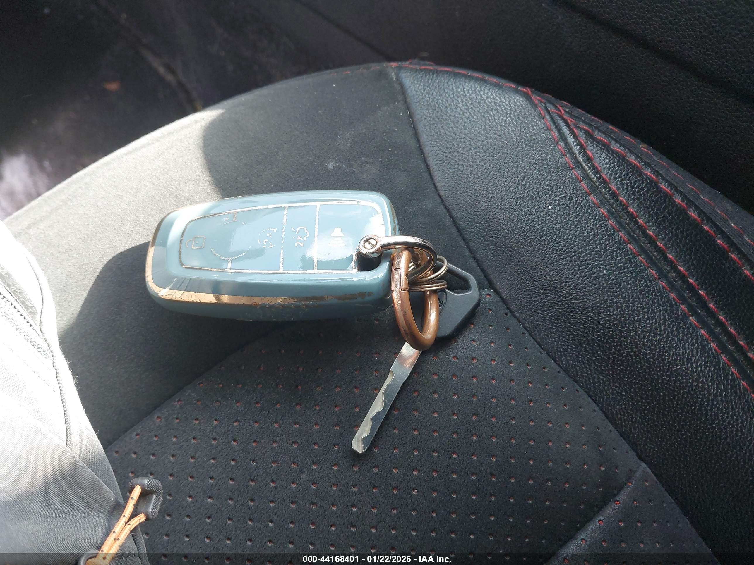 FORD EXPLORER image 11