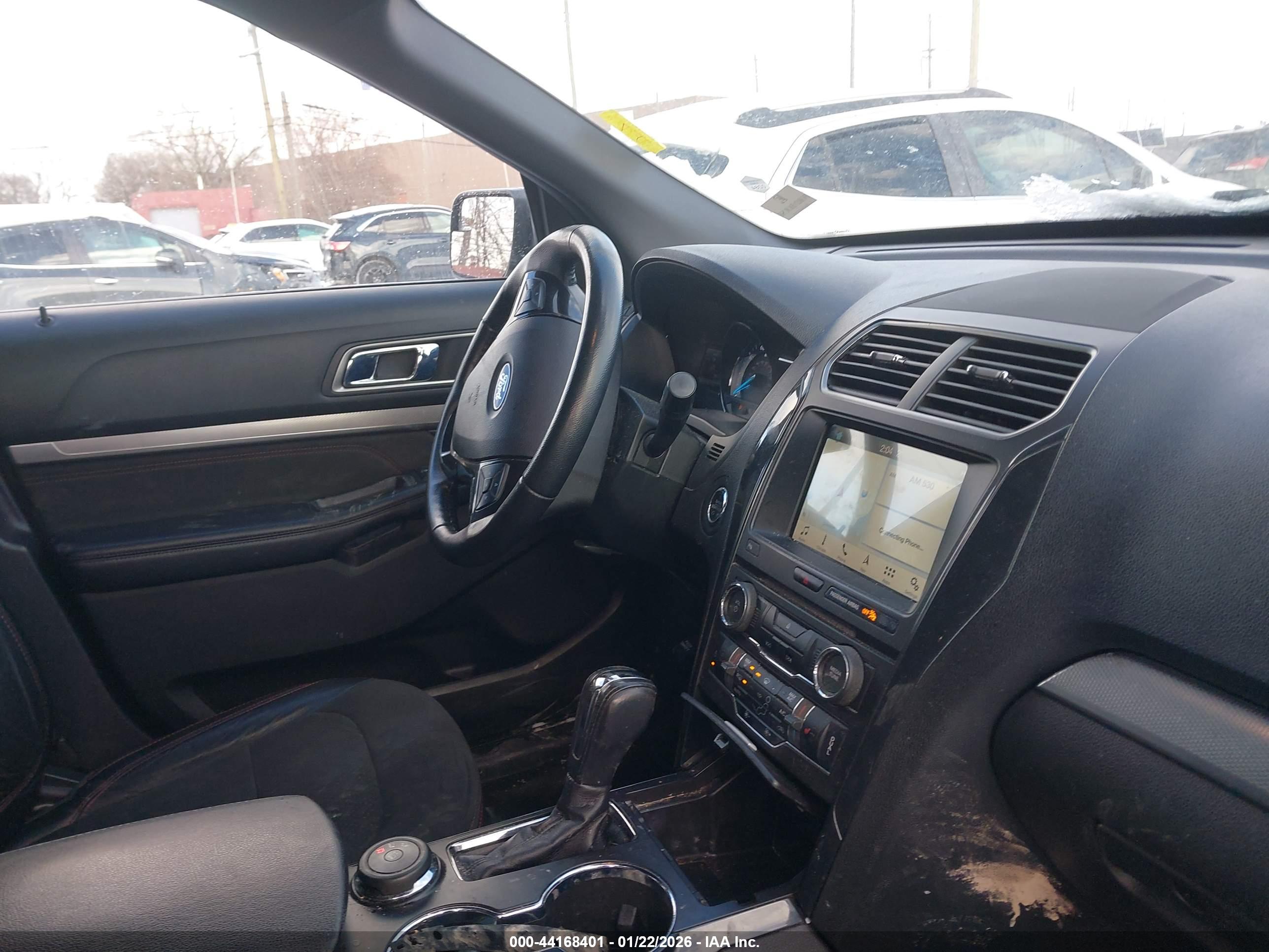 FORD EXPLORER image 5
