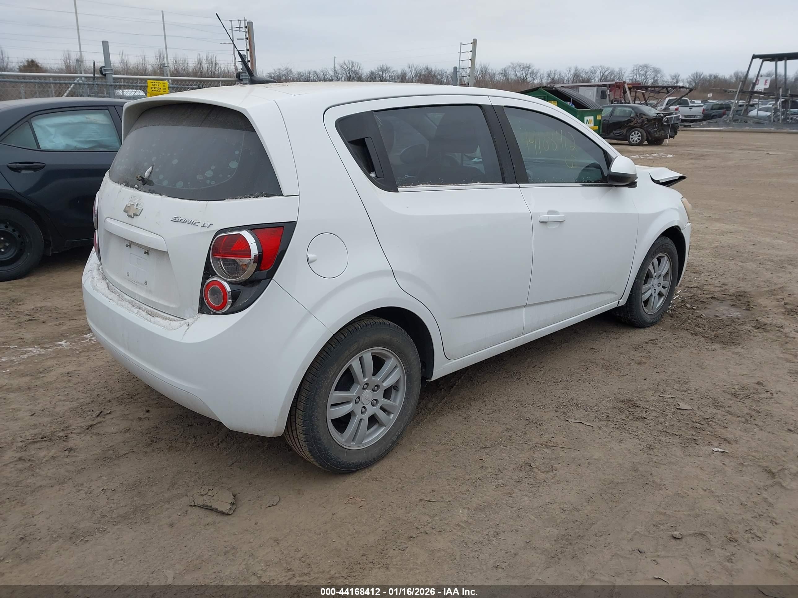 CHEVROLET SONIC image 4