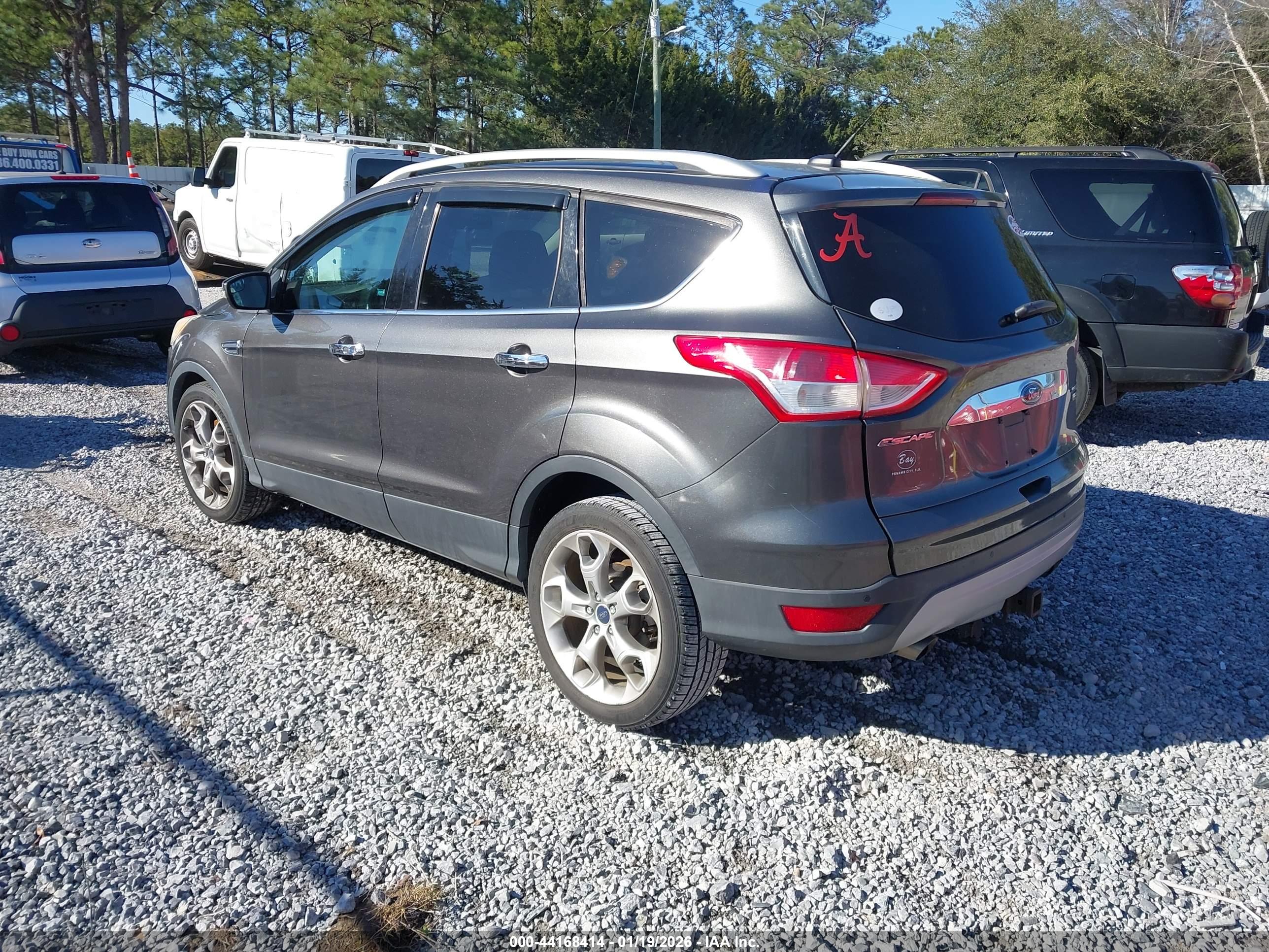 FORD ESCAPE image 3