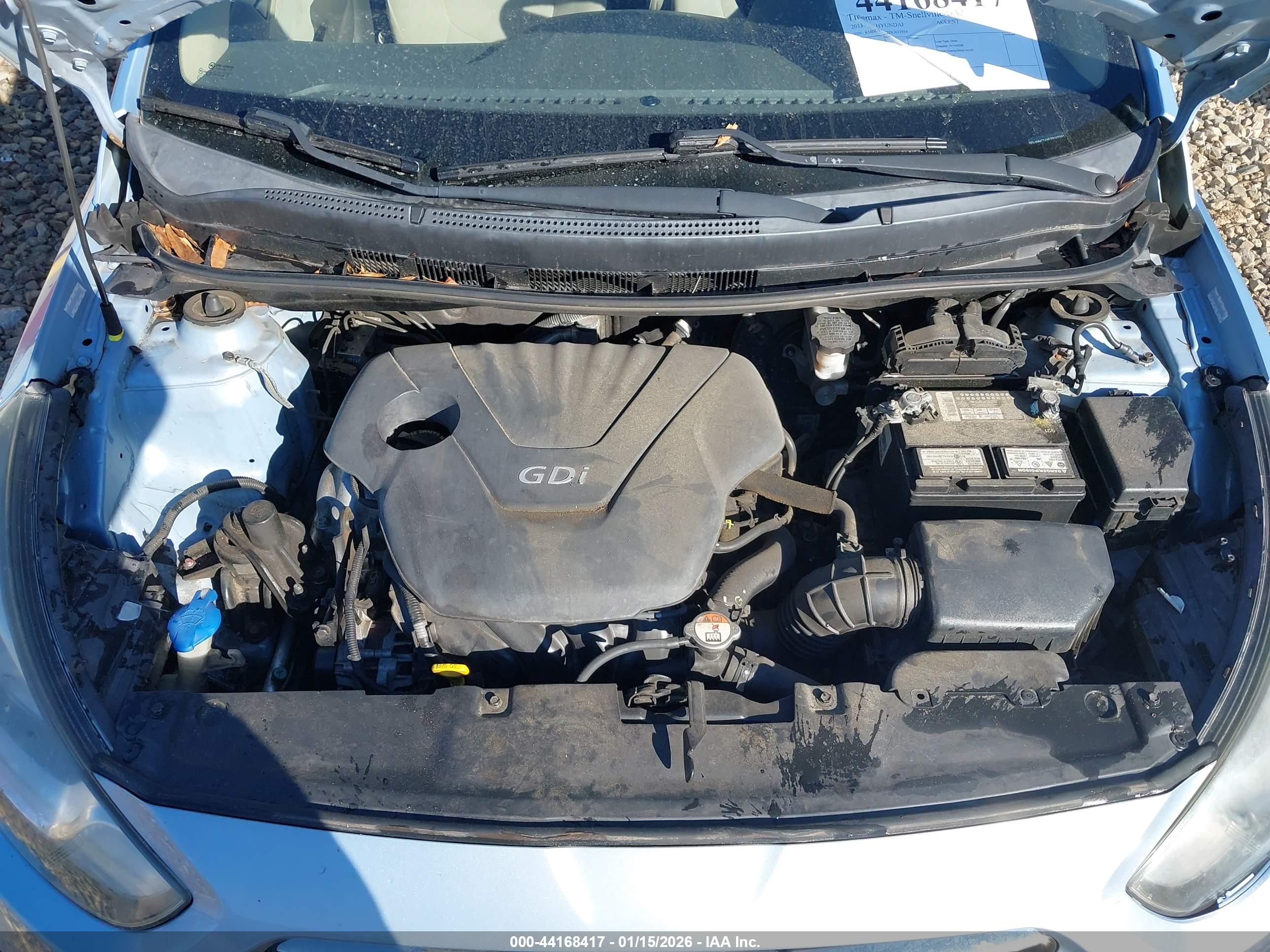 HYUNDAI ACCENT image 10