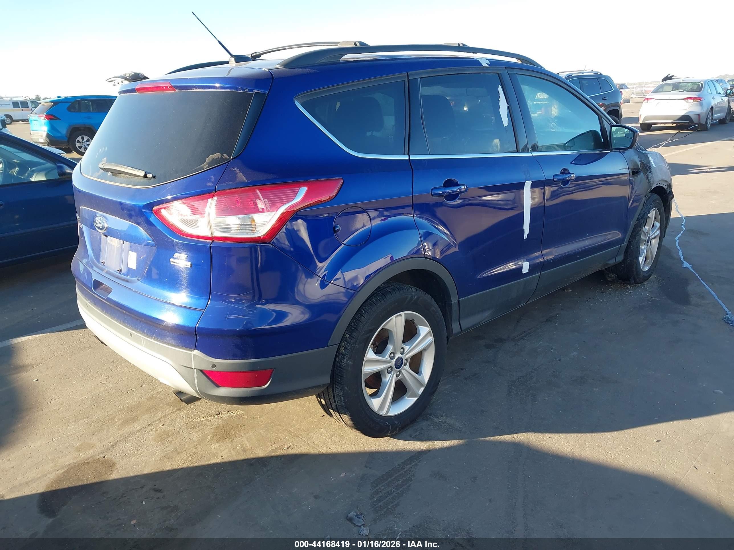 FORD ESCAPE image 4