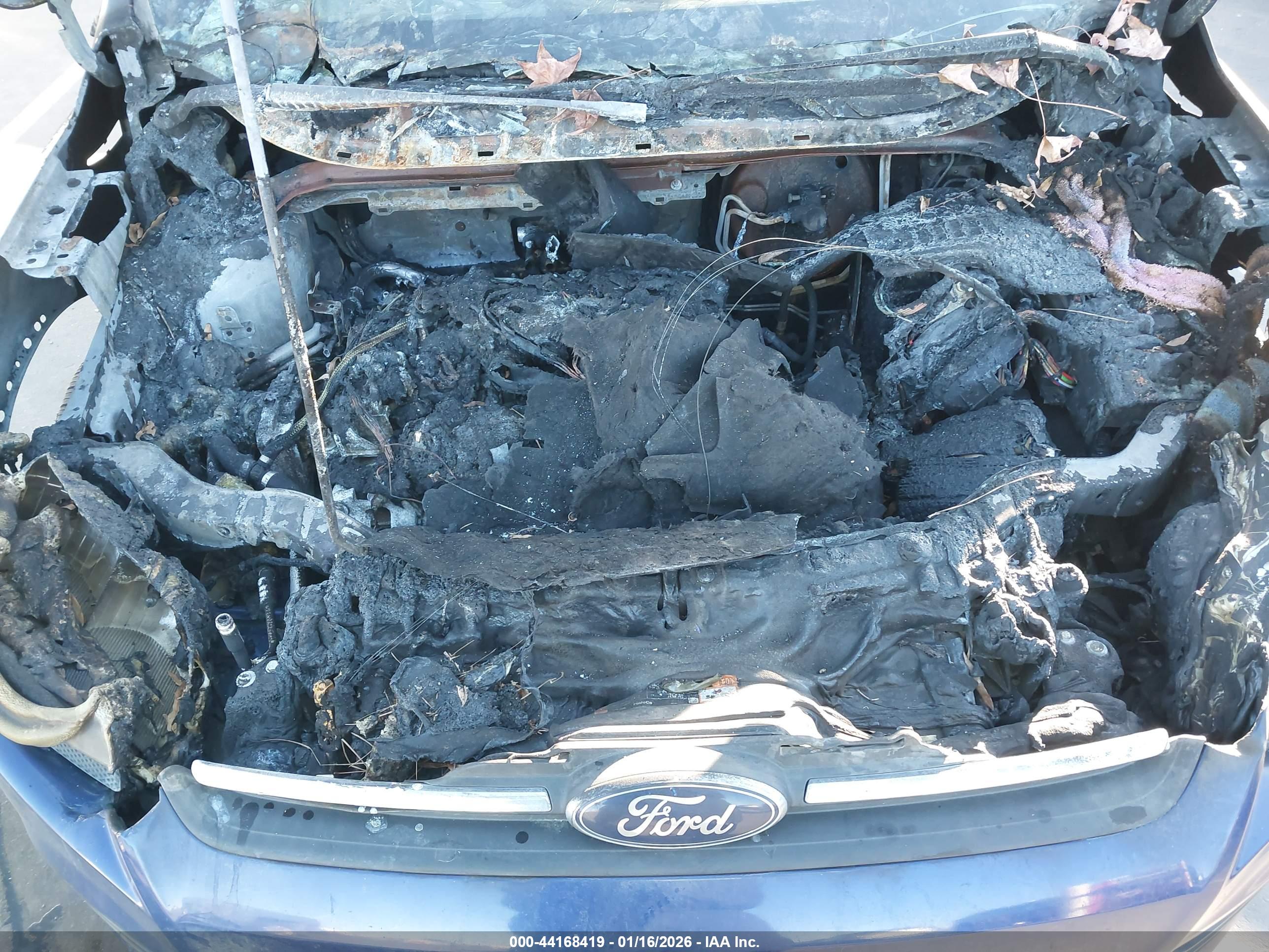 FORD ESCAPE image 6