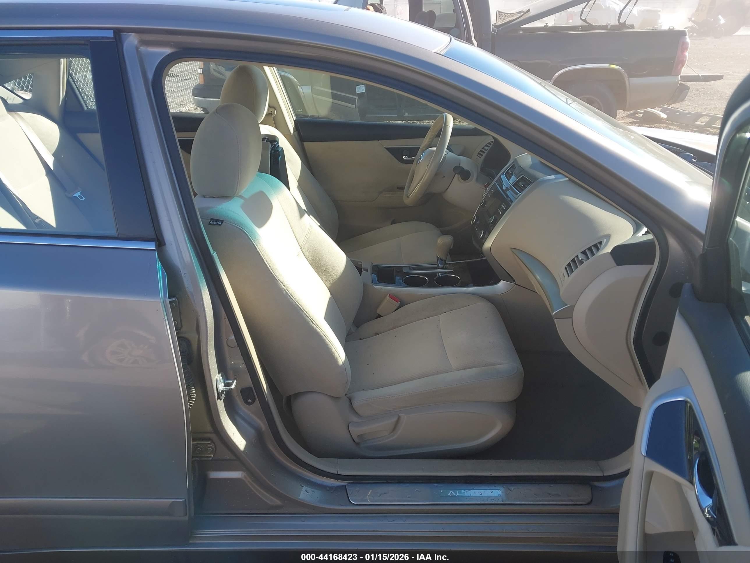 NISSAN ALTIMA image 5