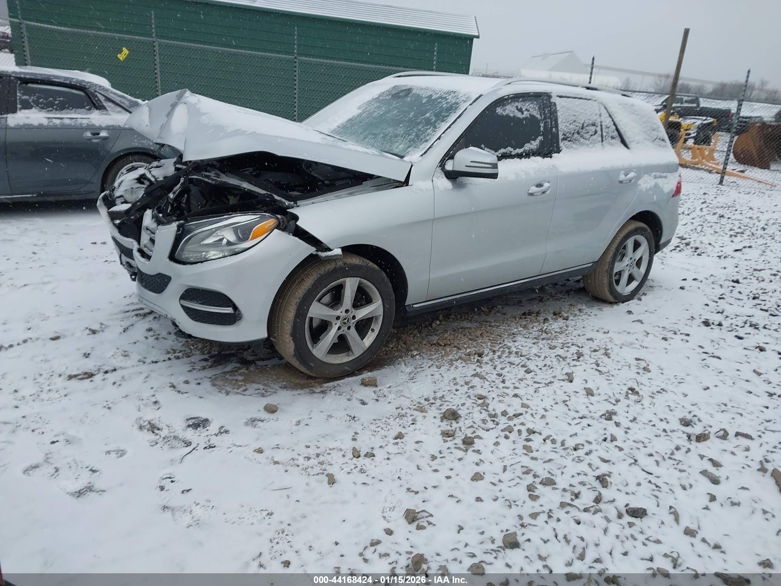 MERCEDES-BENZ GLE image 2