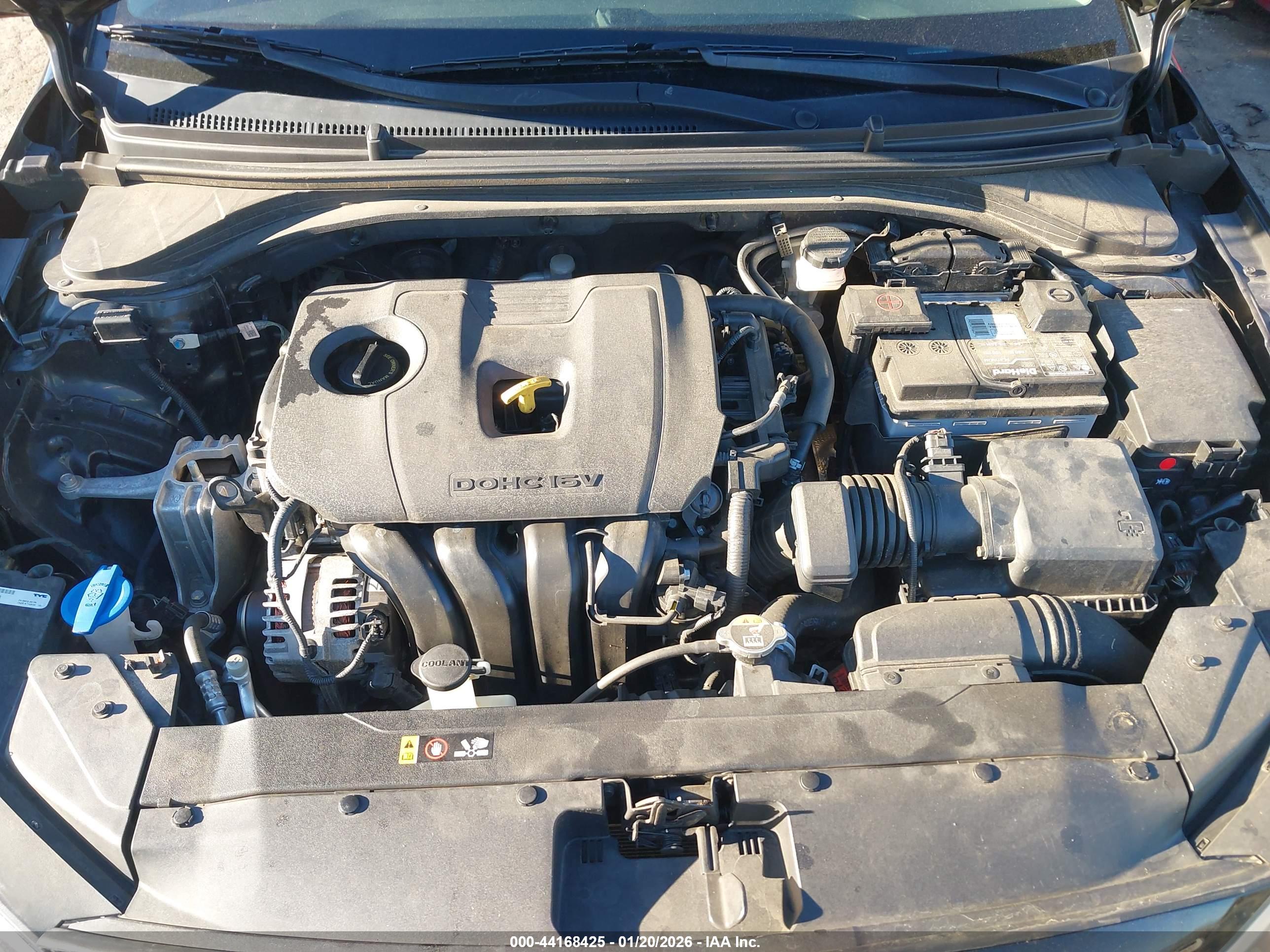 HYUNDAI ELANTRA image 10