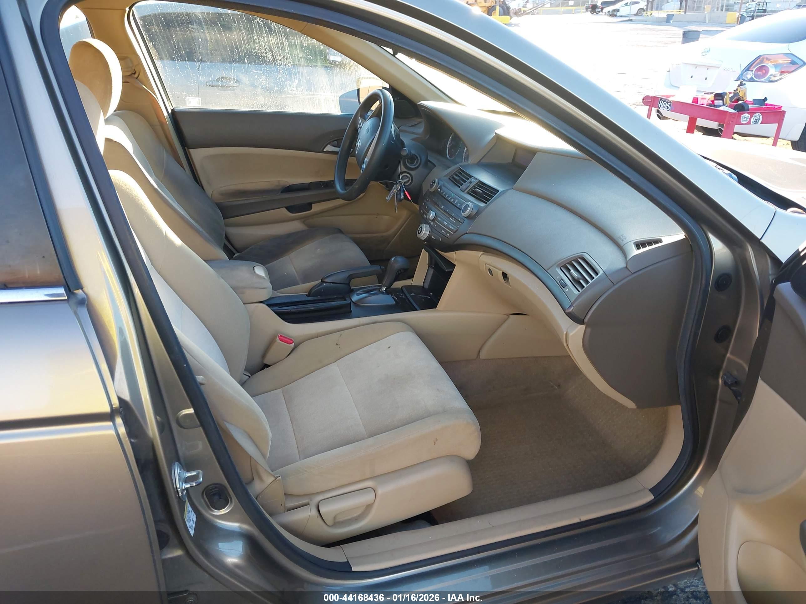 HONDA ACCORD image 5