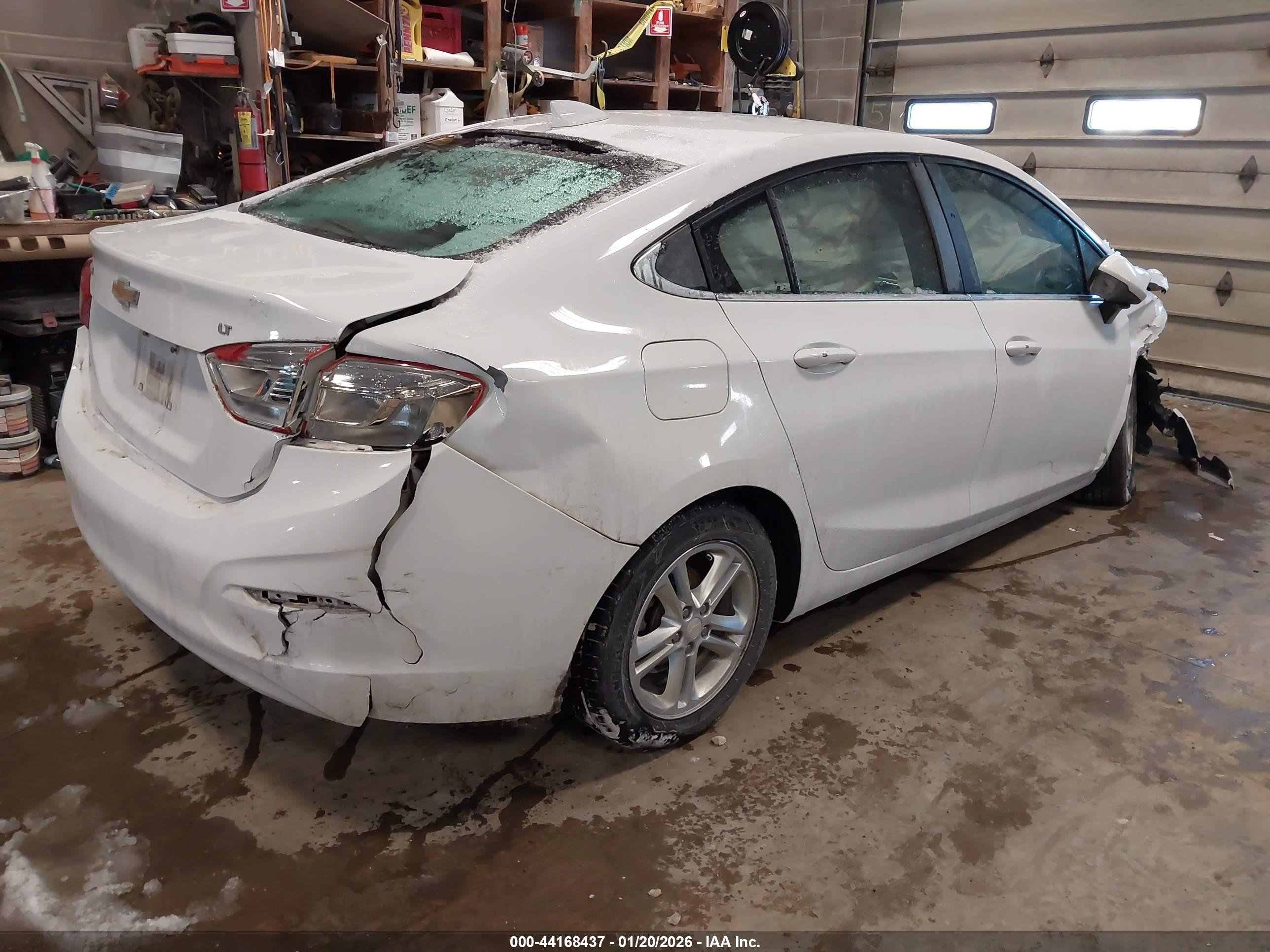 CHEVROLET CRUZE image 4