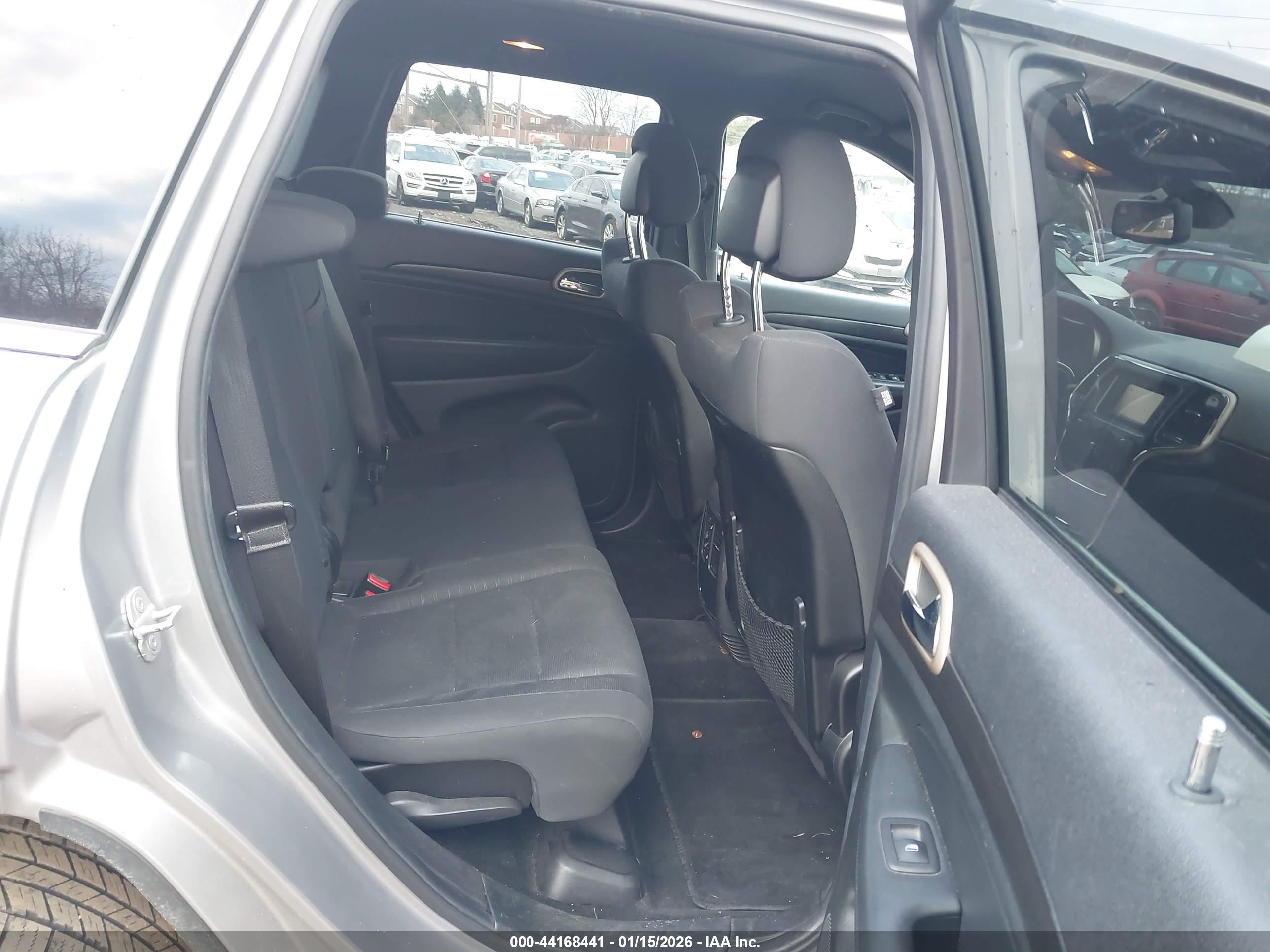 JEEP GRAND image 8