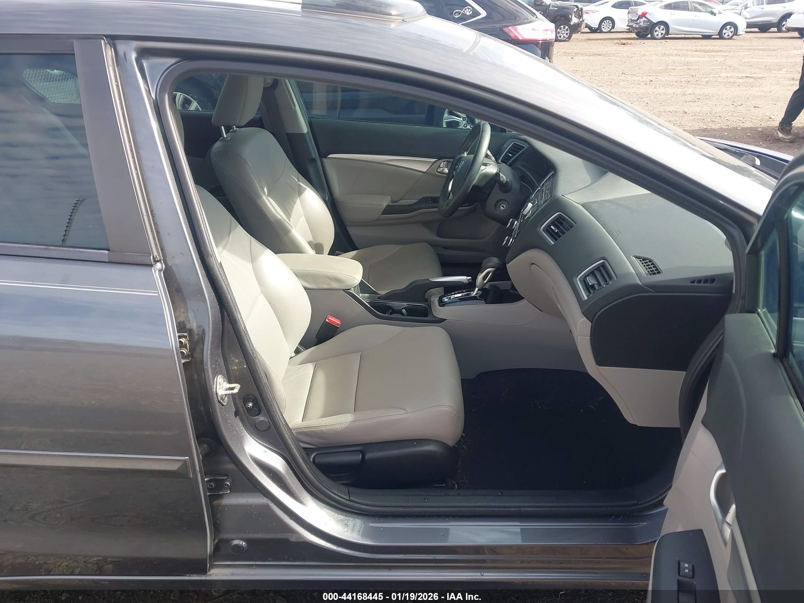 HONDA CIVIC image 5