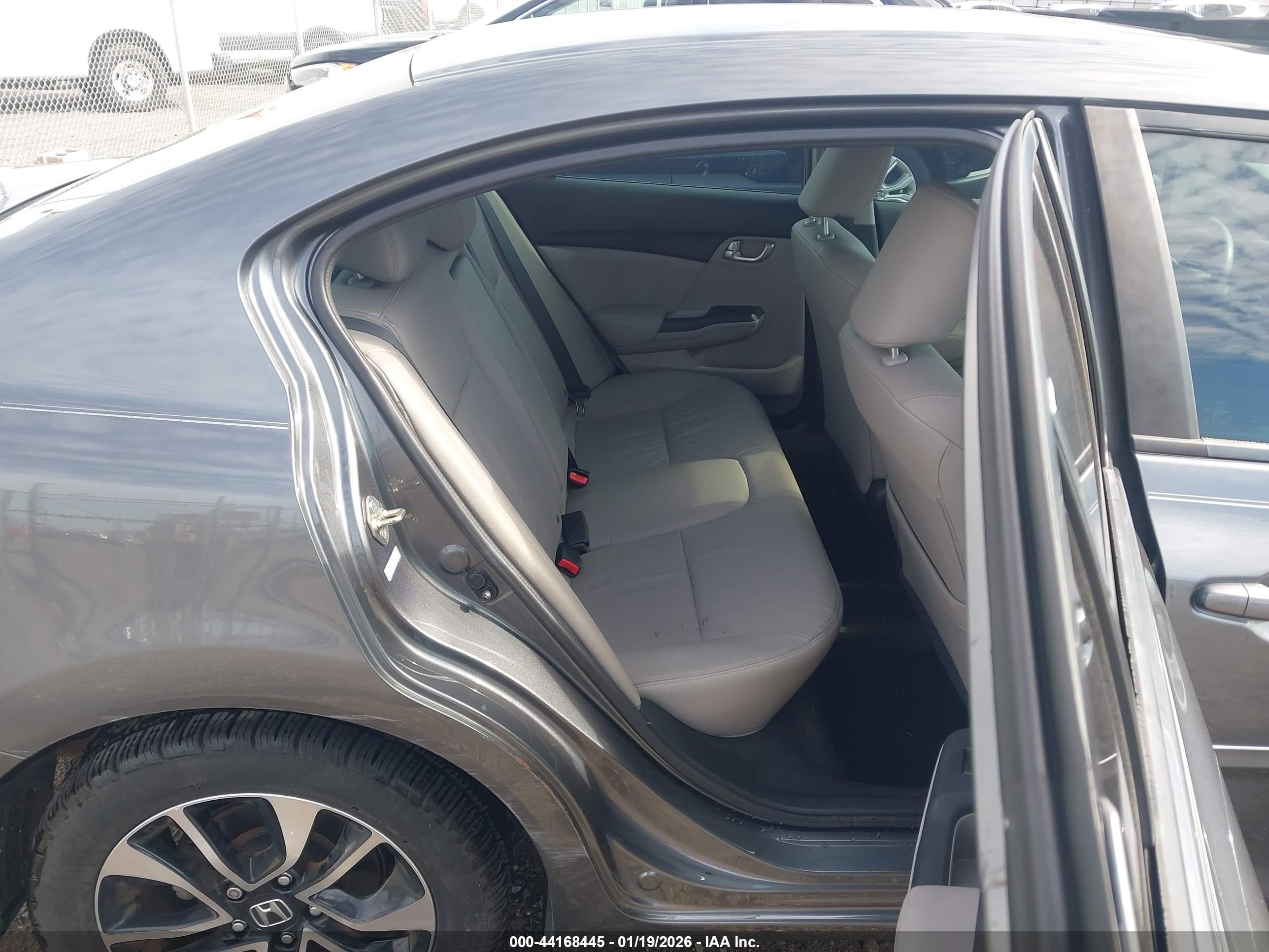 HONDA CIVIC image 8
