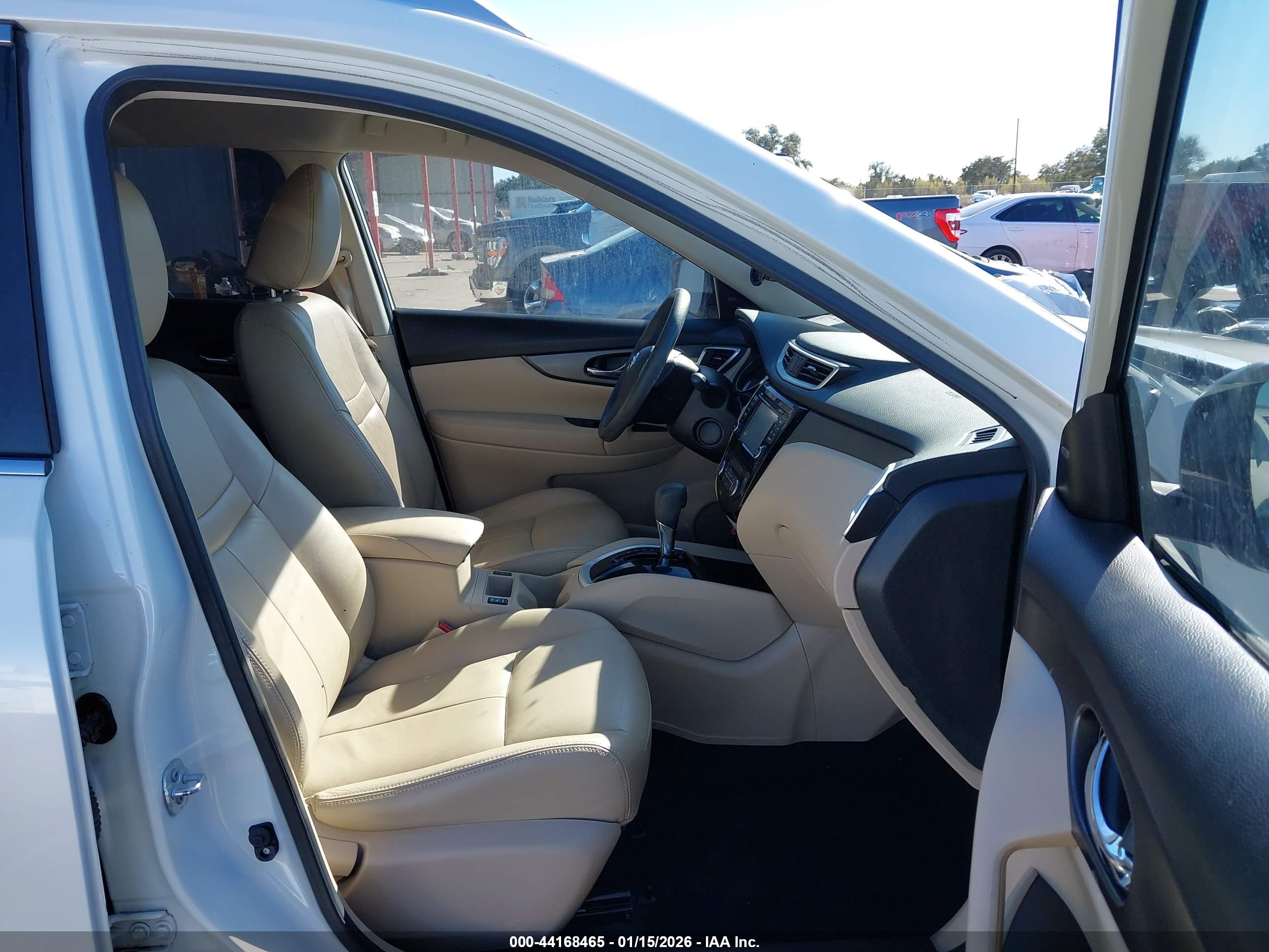 NISSAN ROGUE image 5