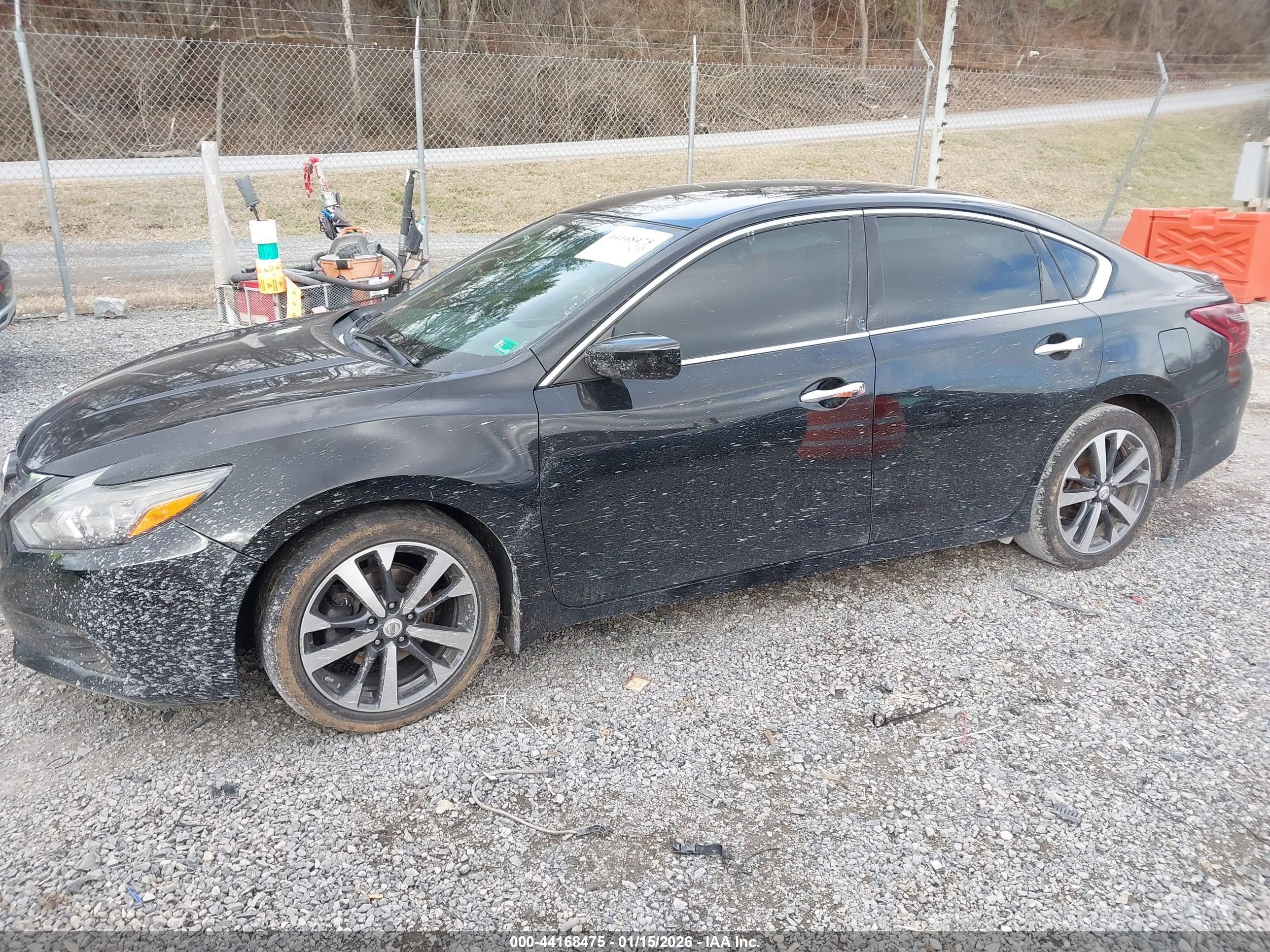 NISSAN ALTIMA image 2