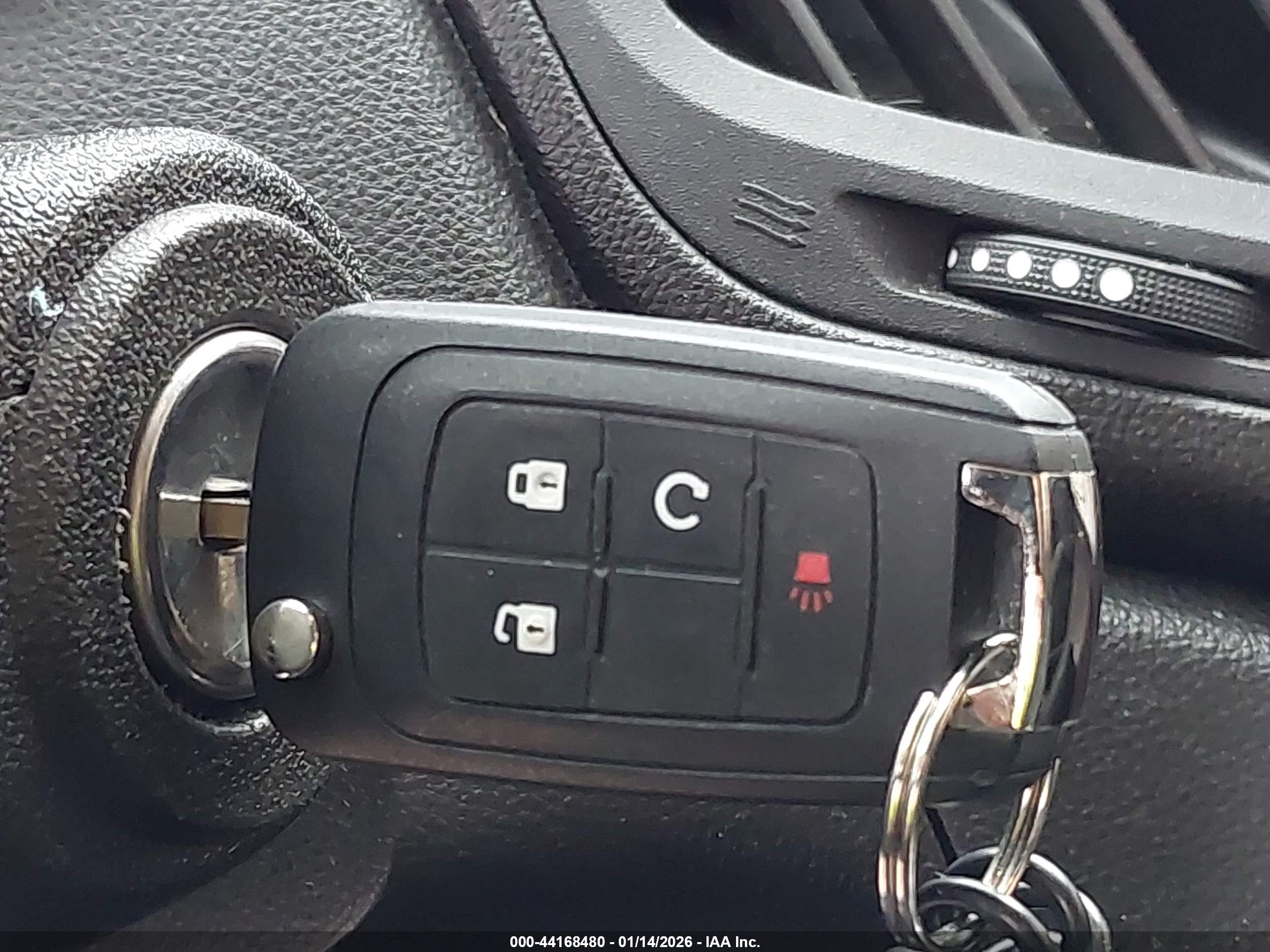 CHEVROLET EQUINOX image 11