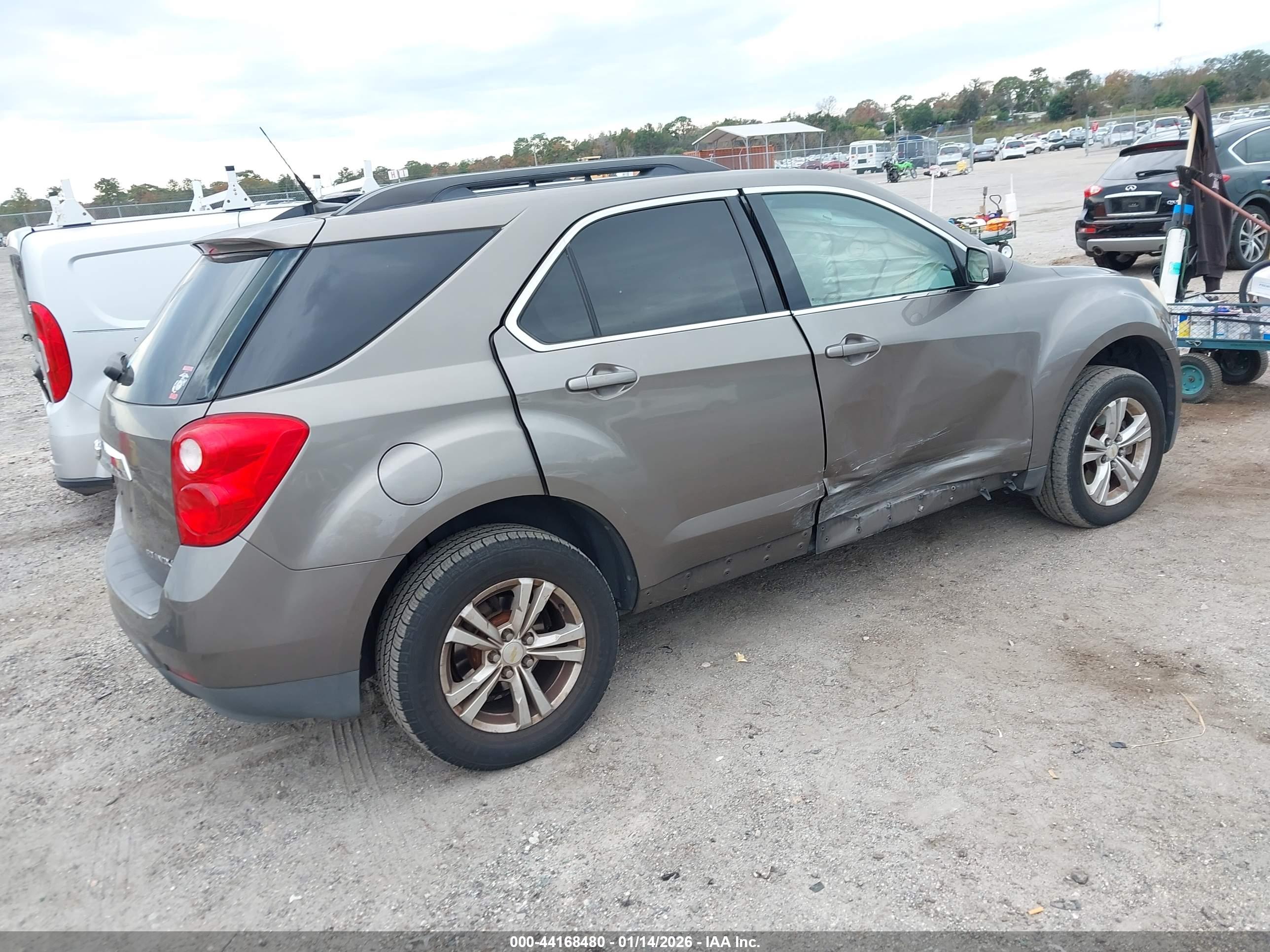 CHEVROLET EQUINOX image 4