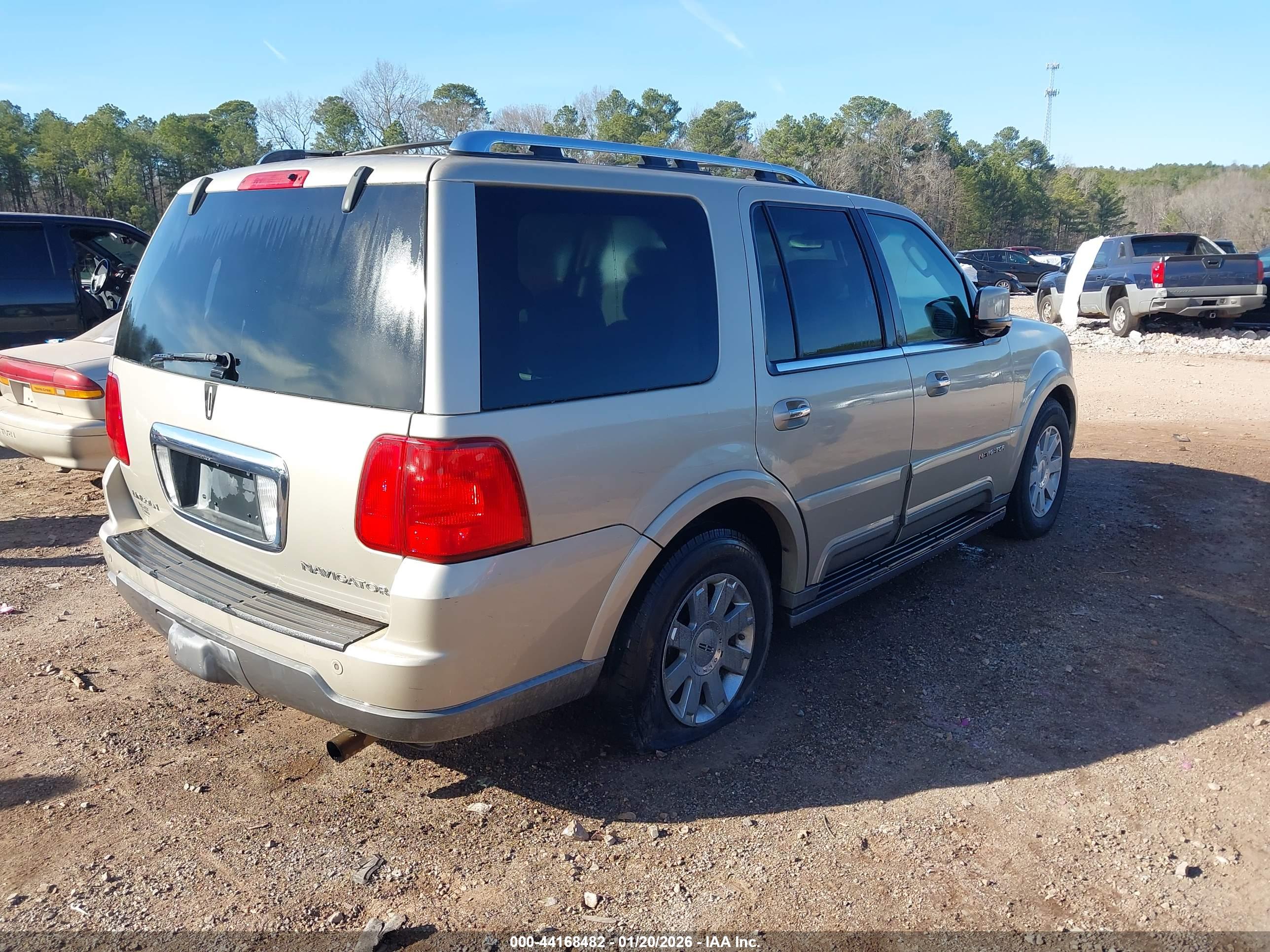 LINCOLN NAVIGATOR image 4