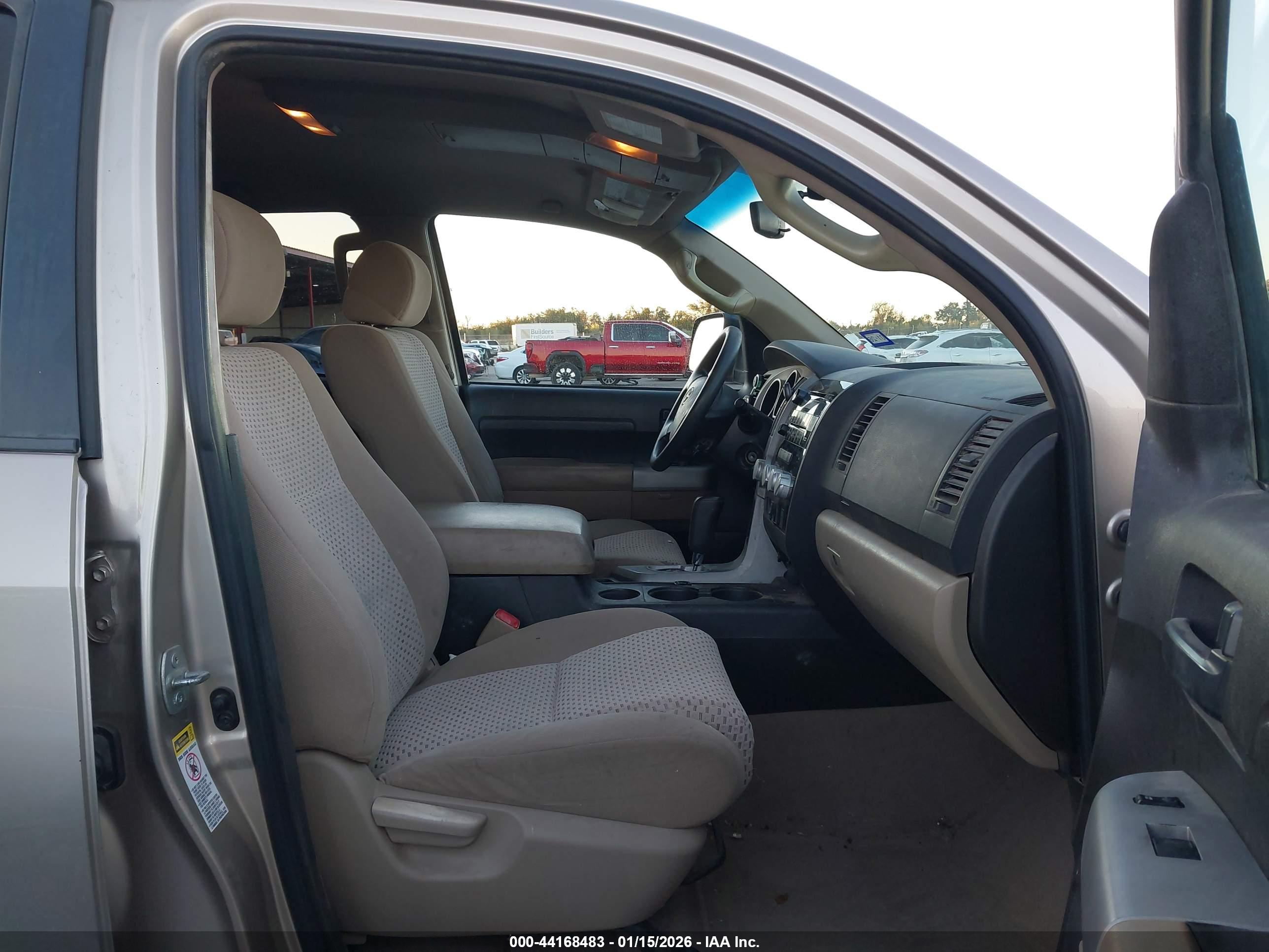 TOYOTA TUNDRA image 5