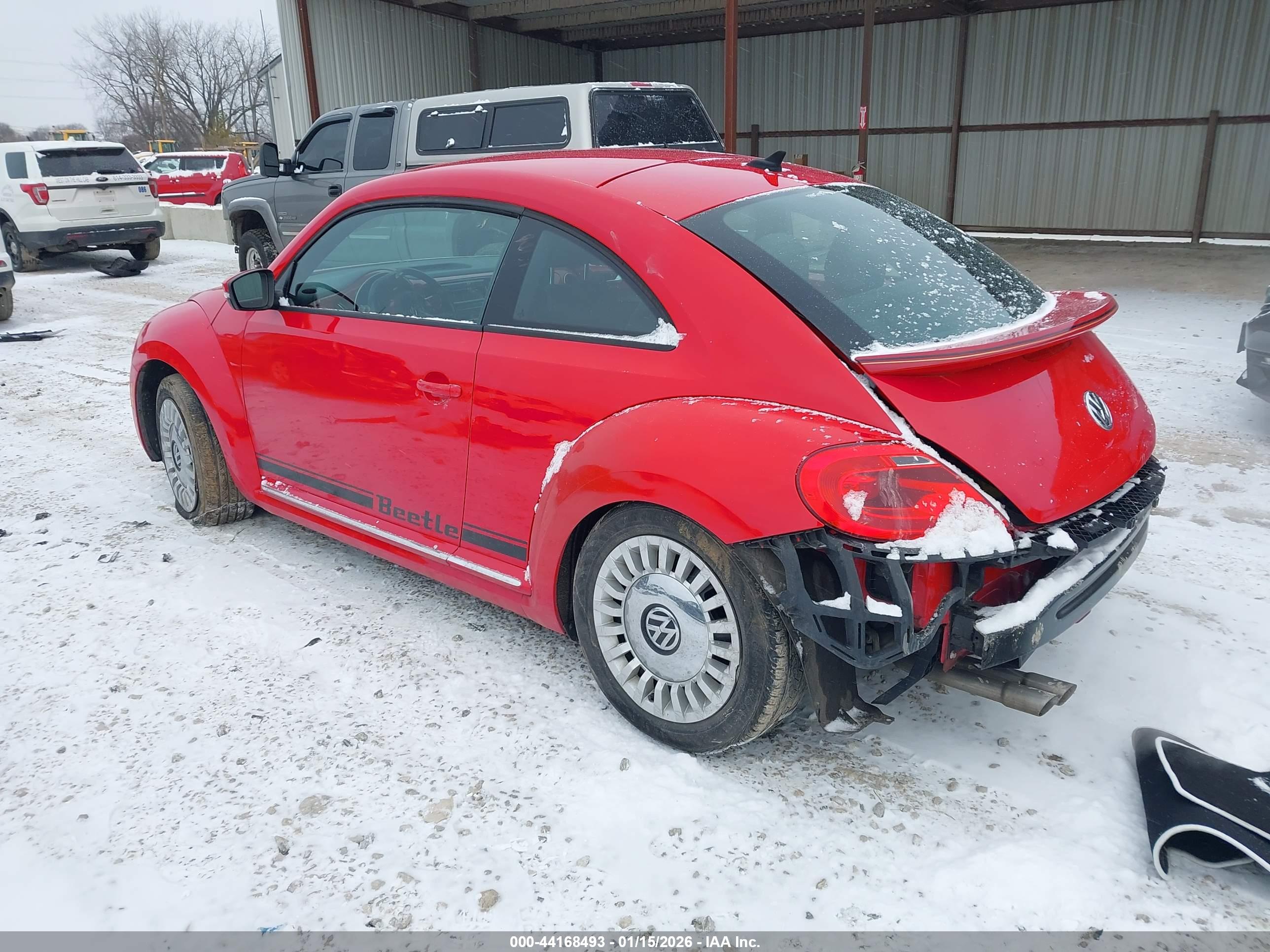VOLKSWAGEN BEETLE image 3