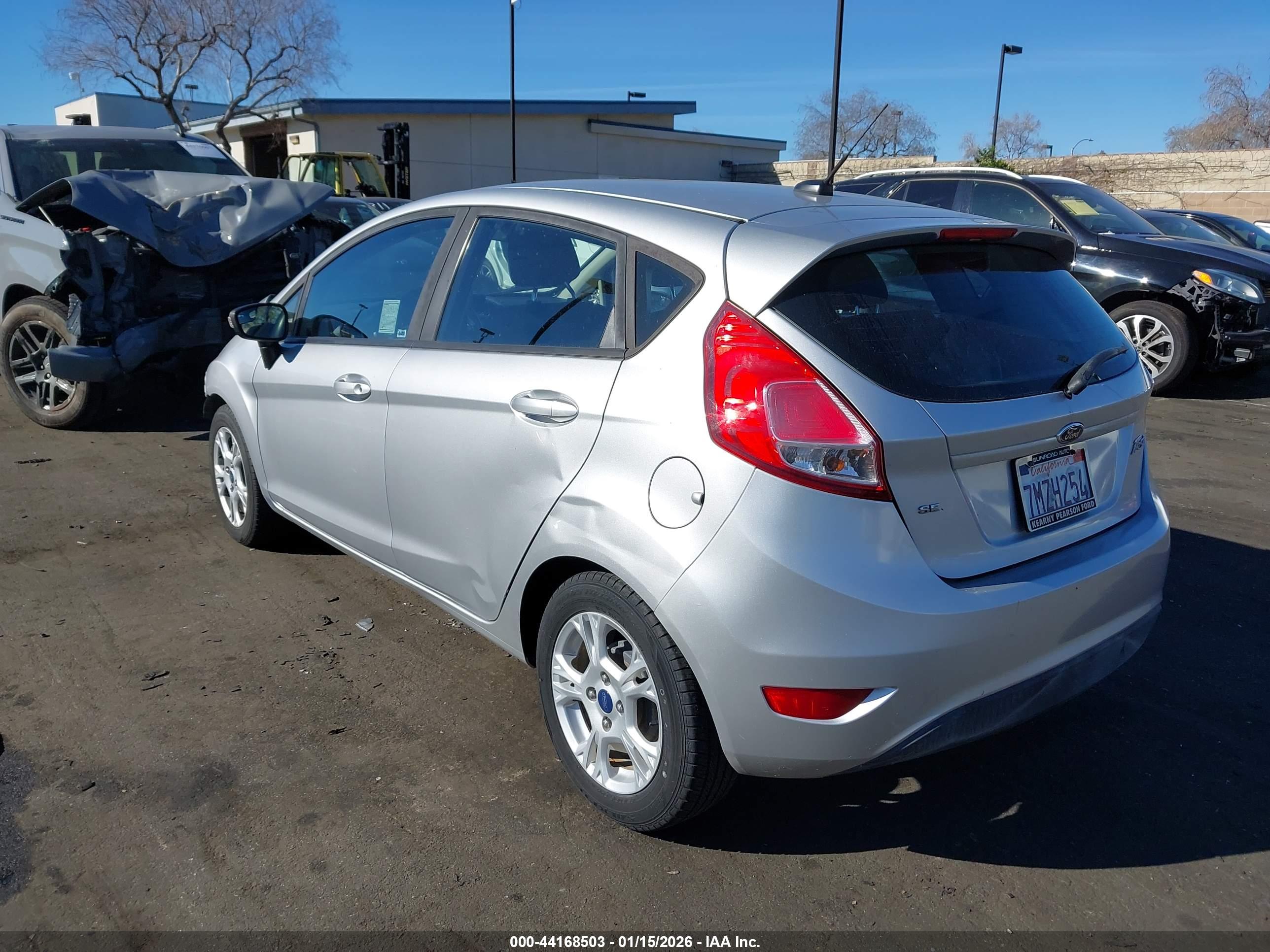FORD FIESTA image 3