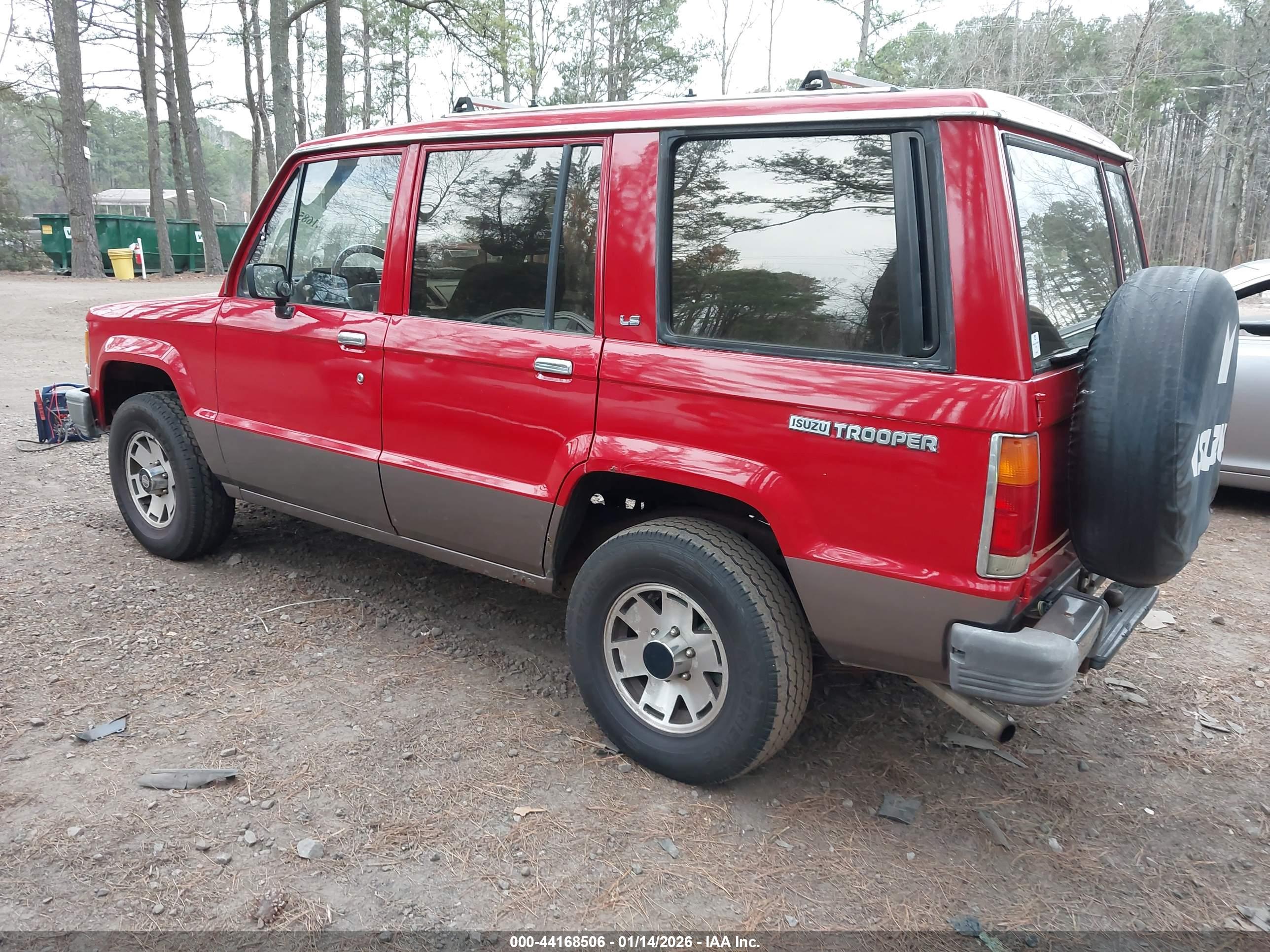 ISUZU TROOPER image 3