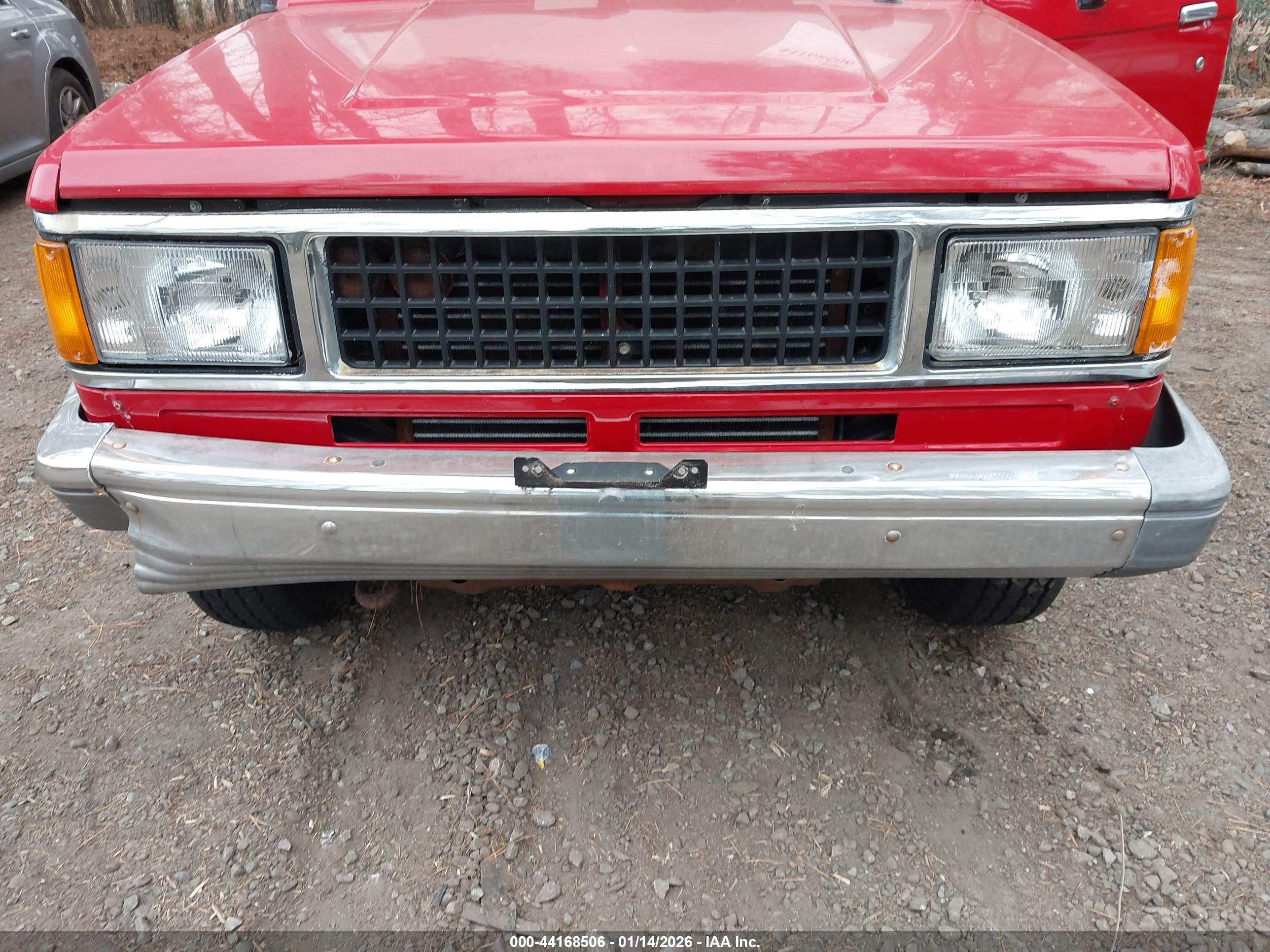 ISUZU TROOPER image 6